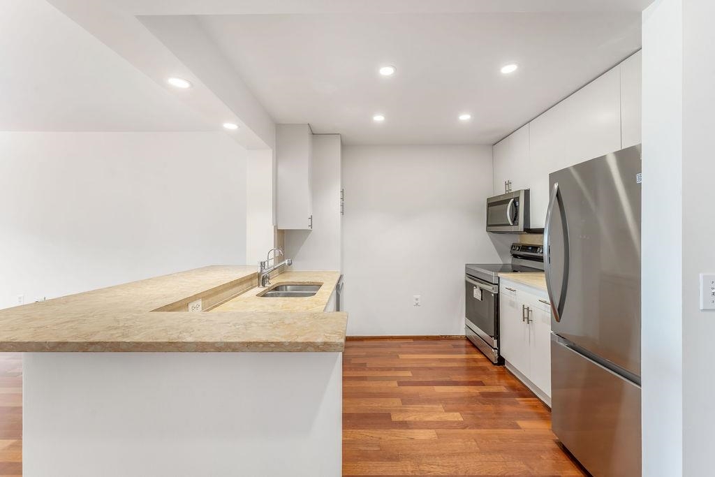 2305 City Pl Property Photo 5