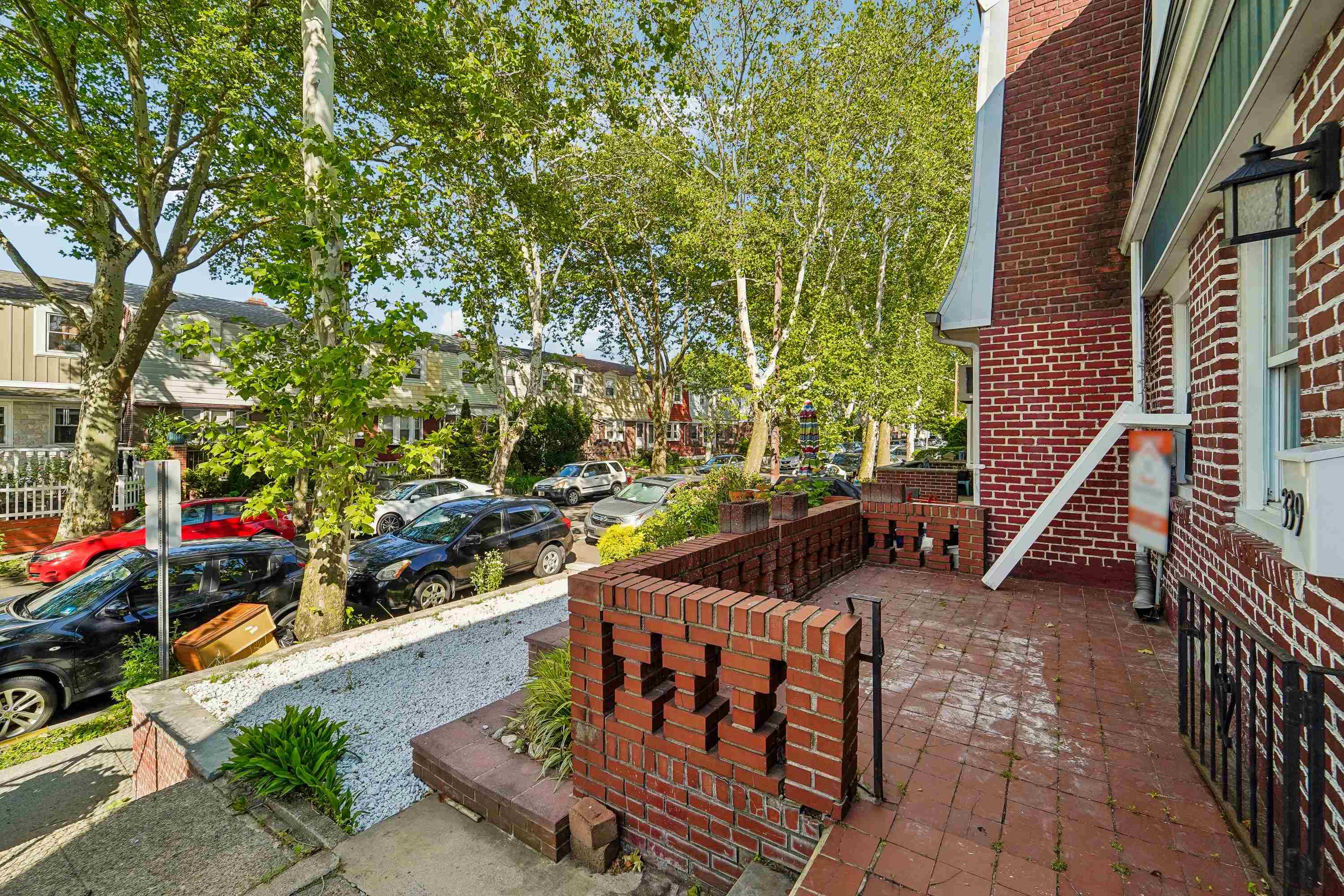339 Stevens Ave Property Photo 5
