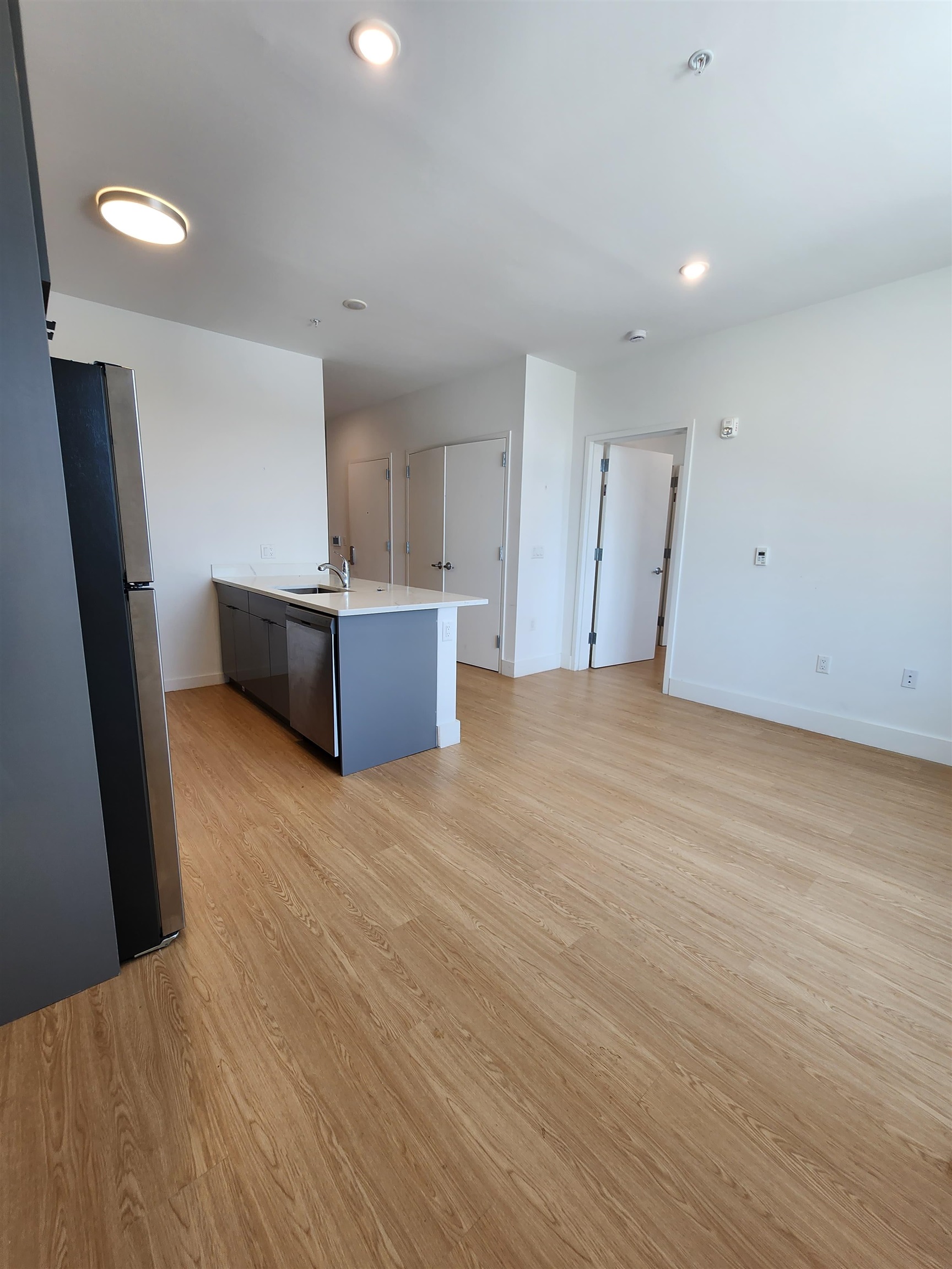 30 Vroom St 202 Property Photo 6