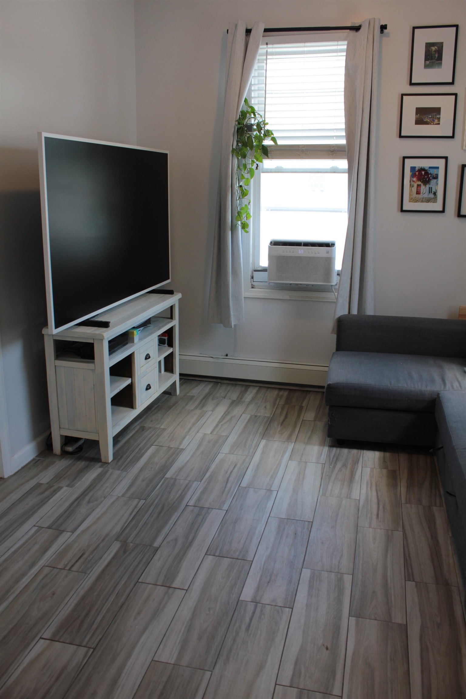 1201 67th St 3 Property Photo 5