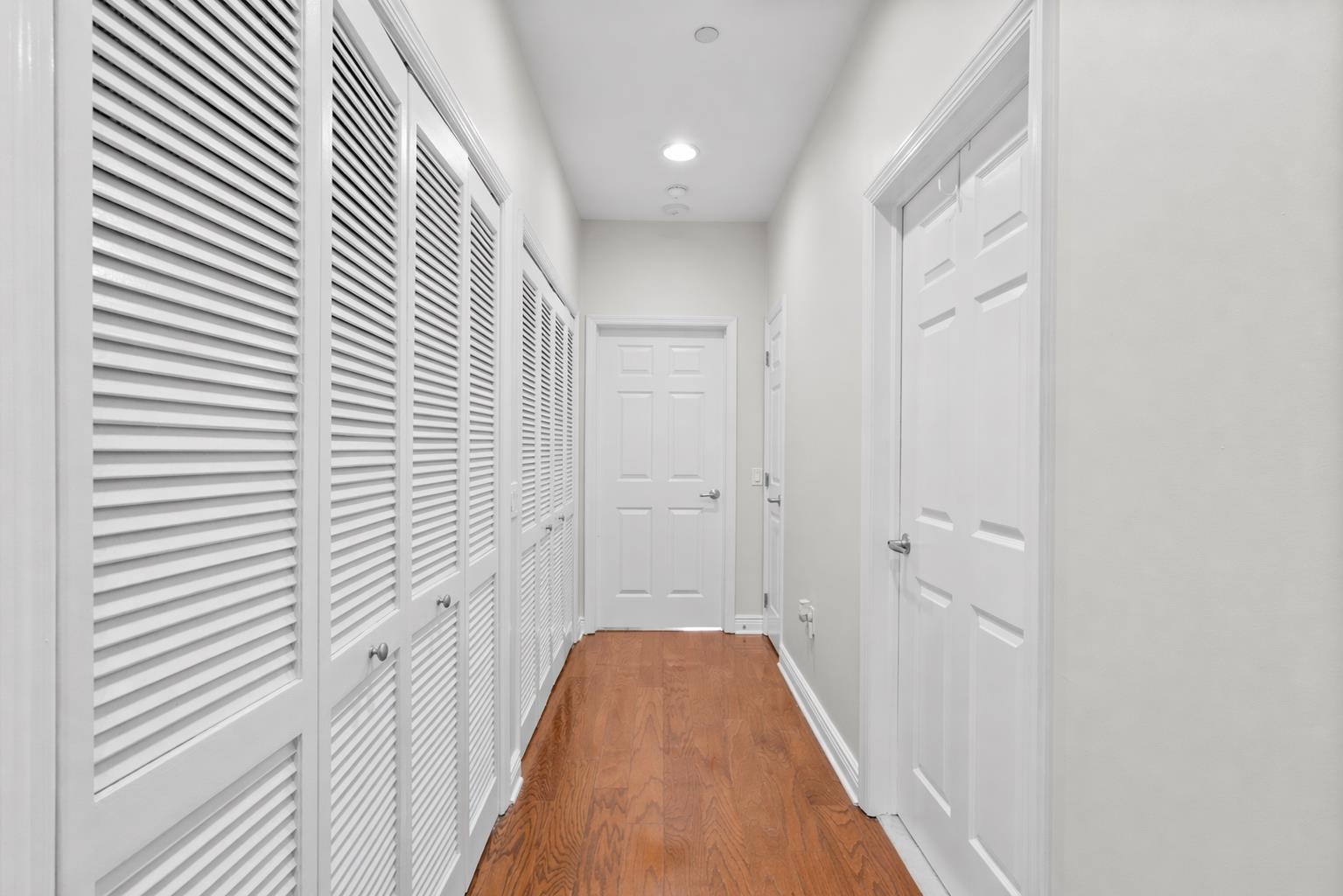 7400 River Rd 401 Property Photo 12