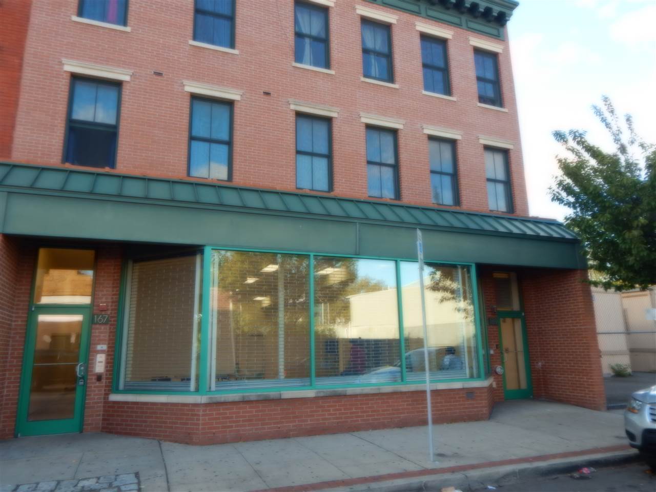 169 MONTICELLO AVE Property Photo 1