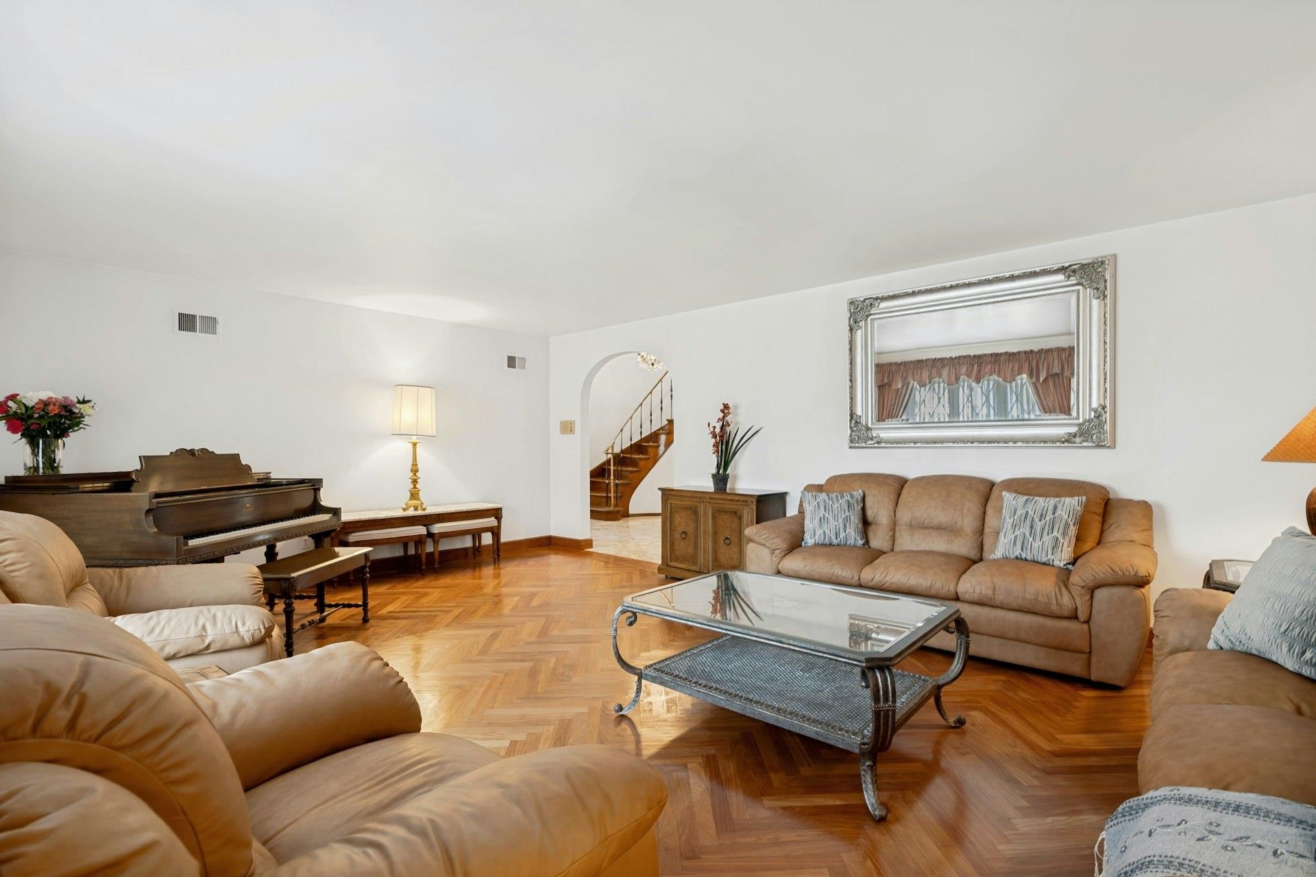 46 Avenue B Property Photo 14