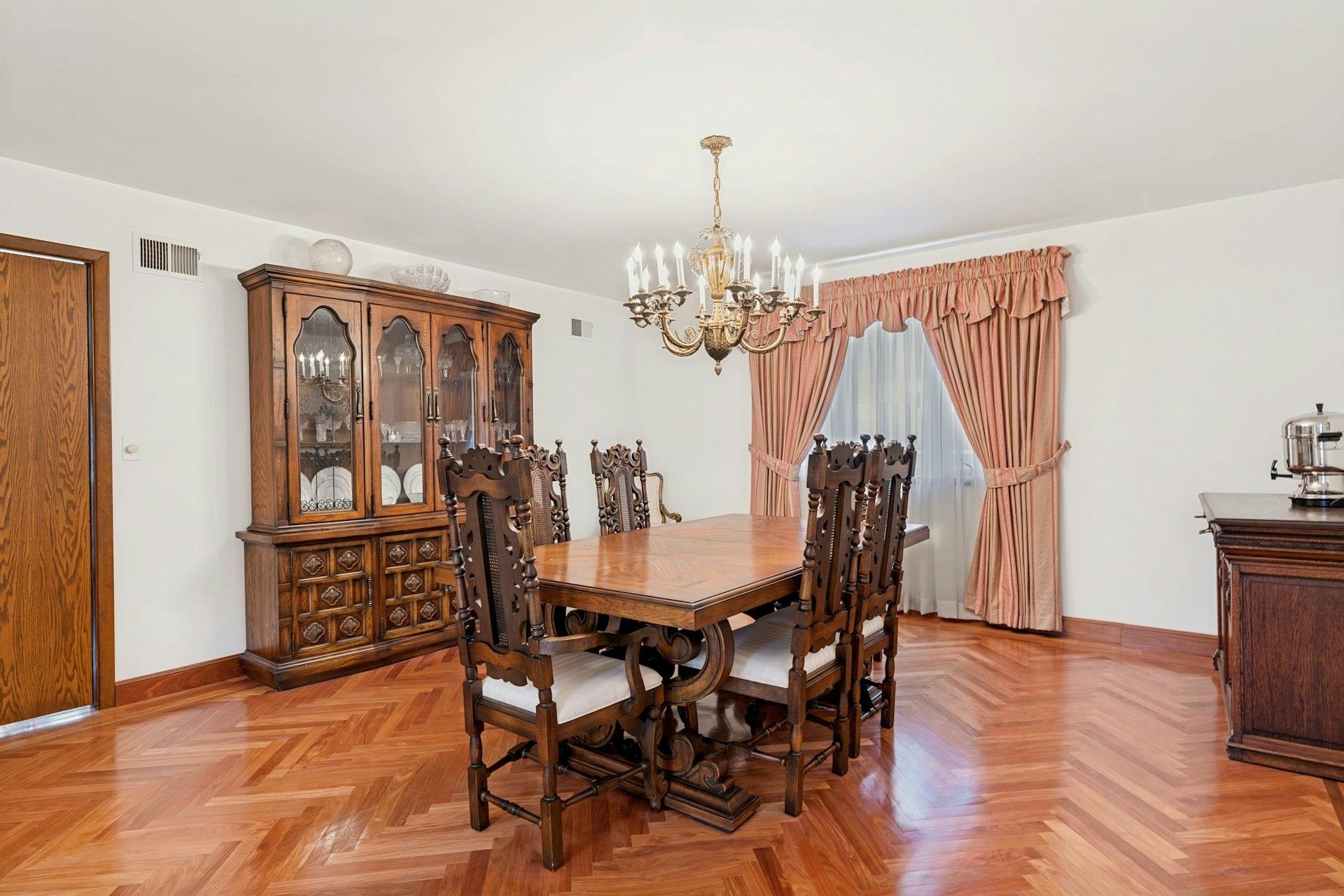 46 Avenue B Property Photo 15