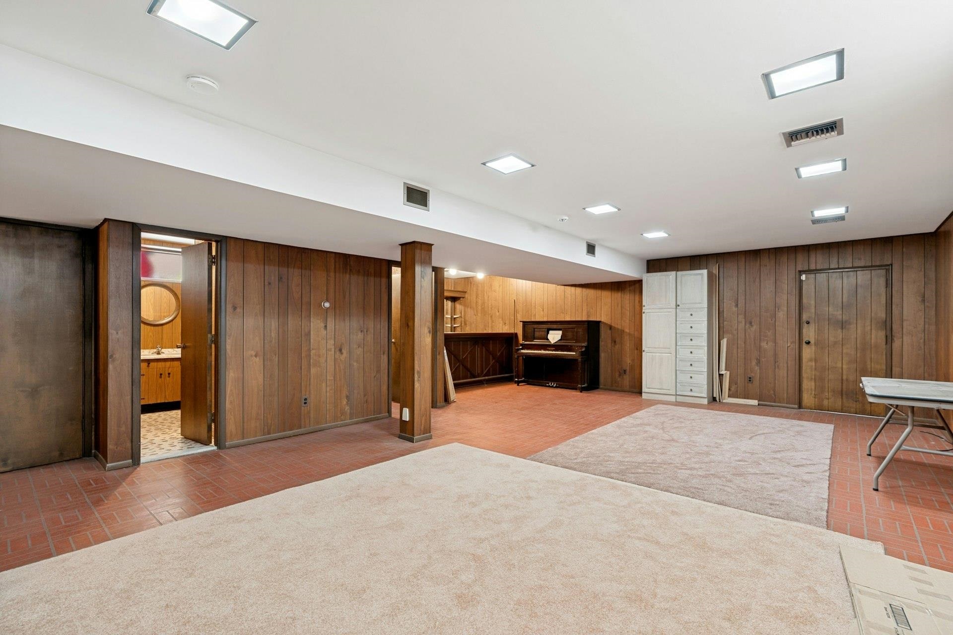 46 Avenue B Property Photo 24
