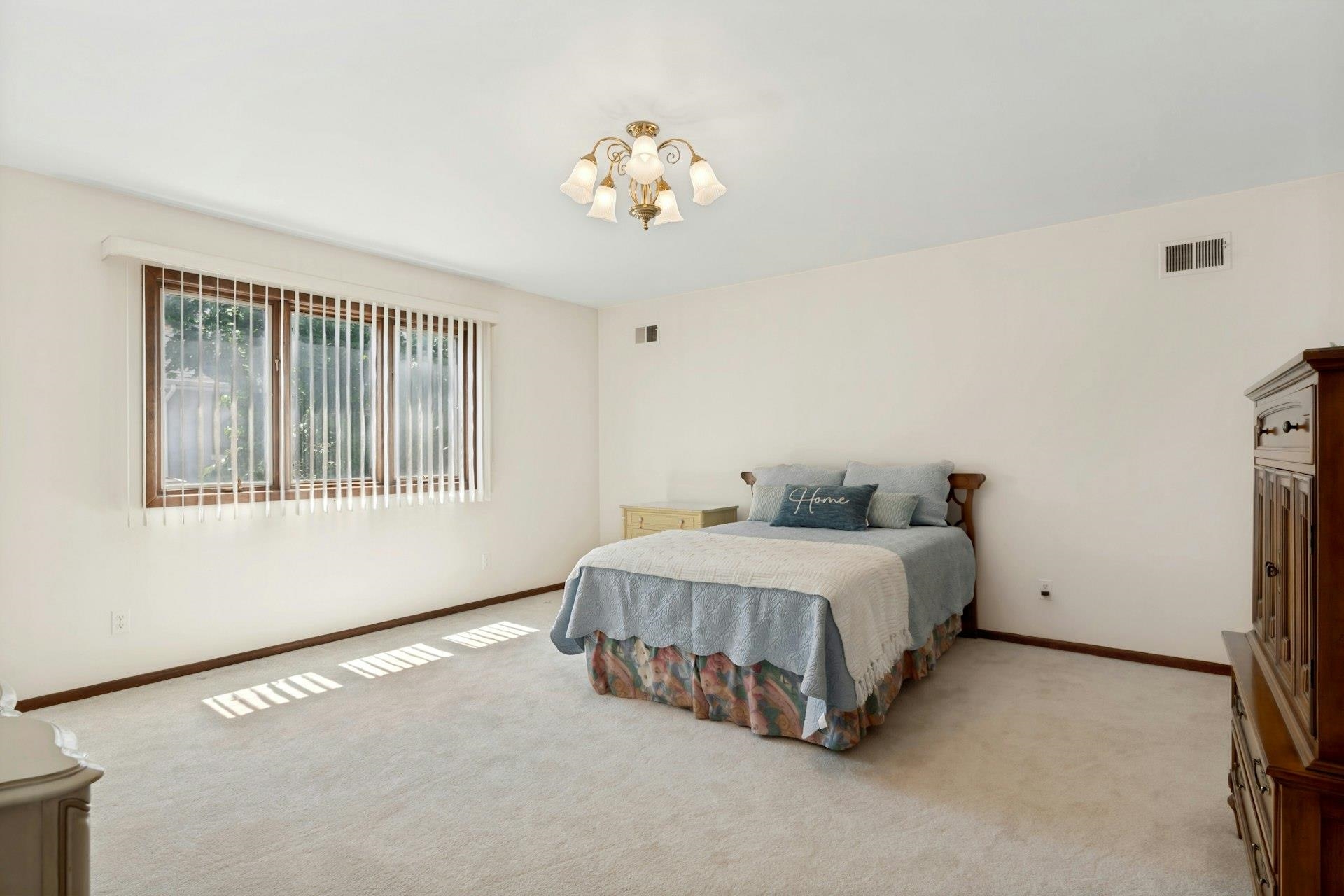 46 Avenue B Property Photo 28