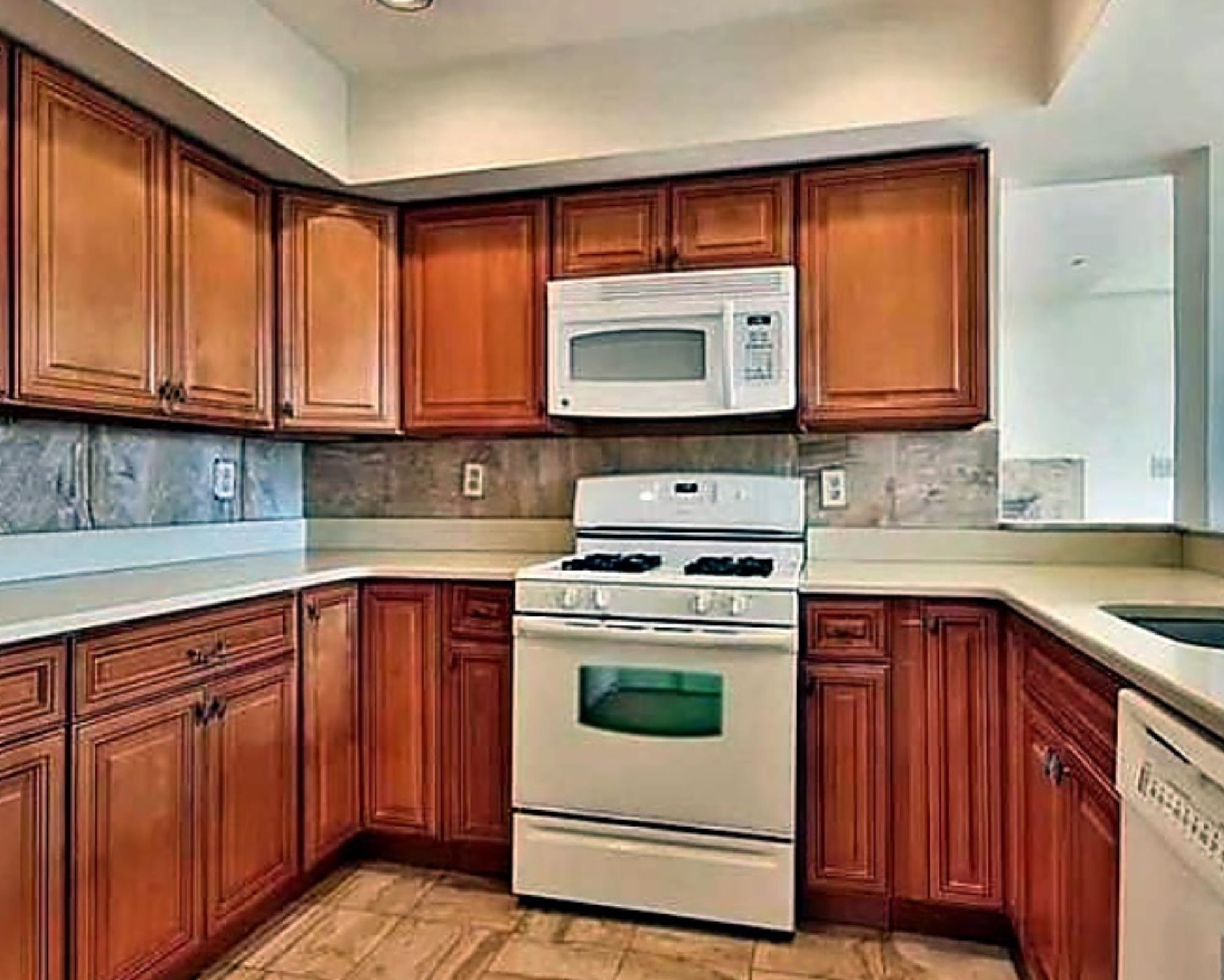 833 Topsail Lane 833 Property Photo 10