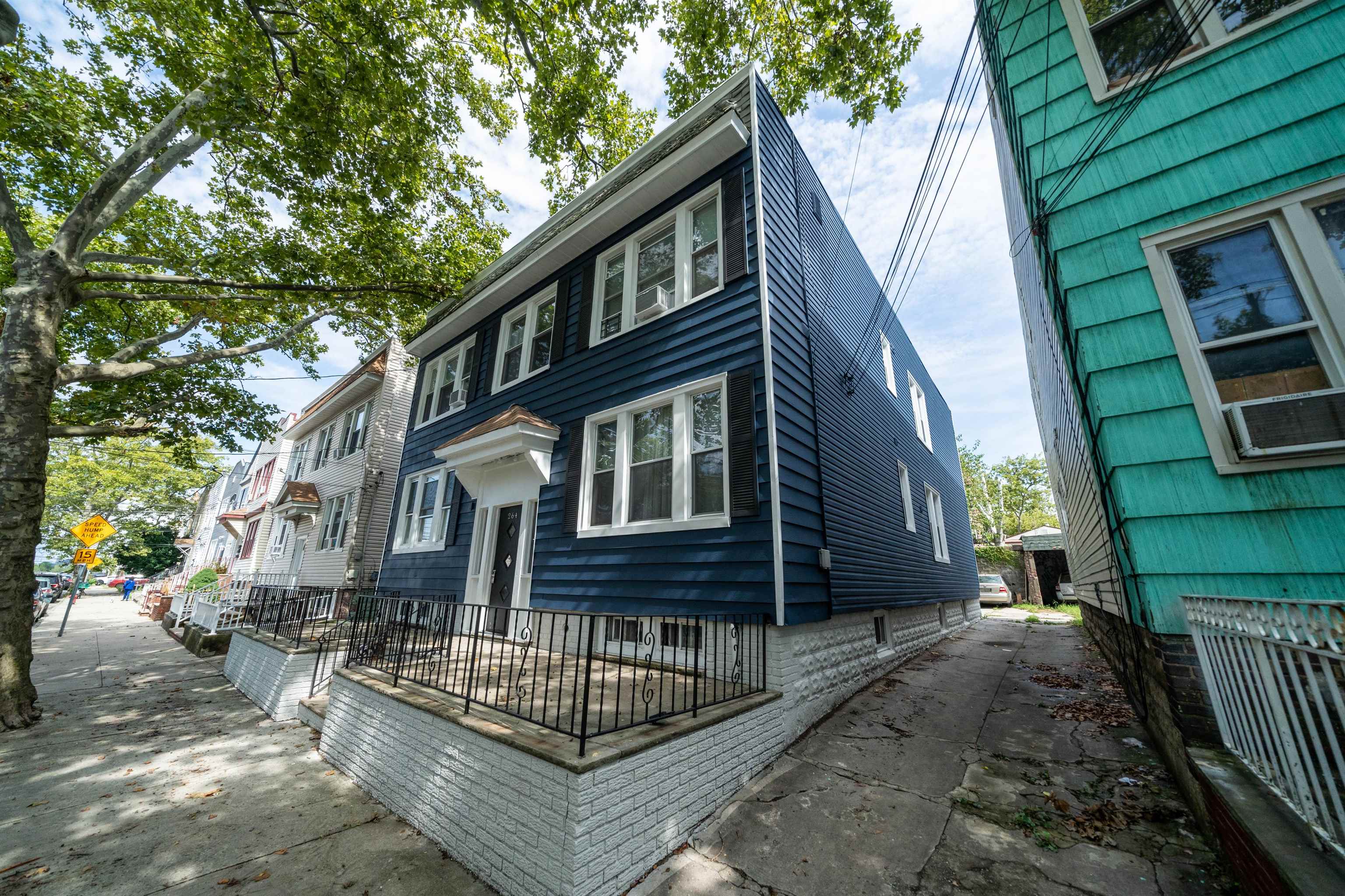 264 Lexington Ave 1r Property Photo 14