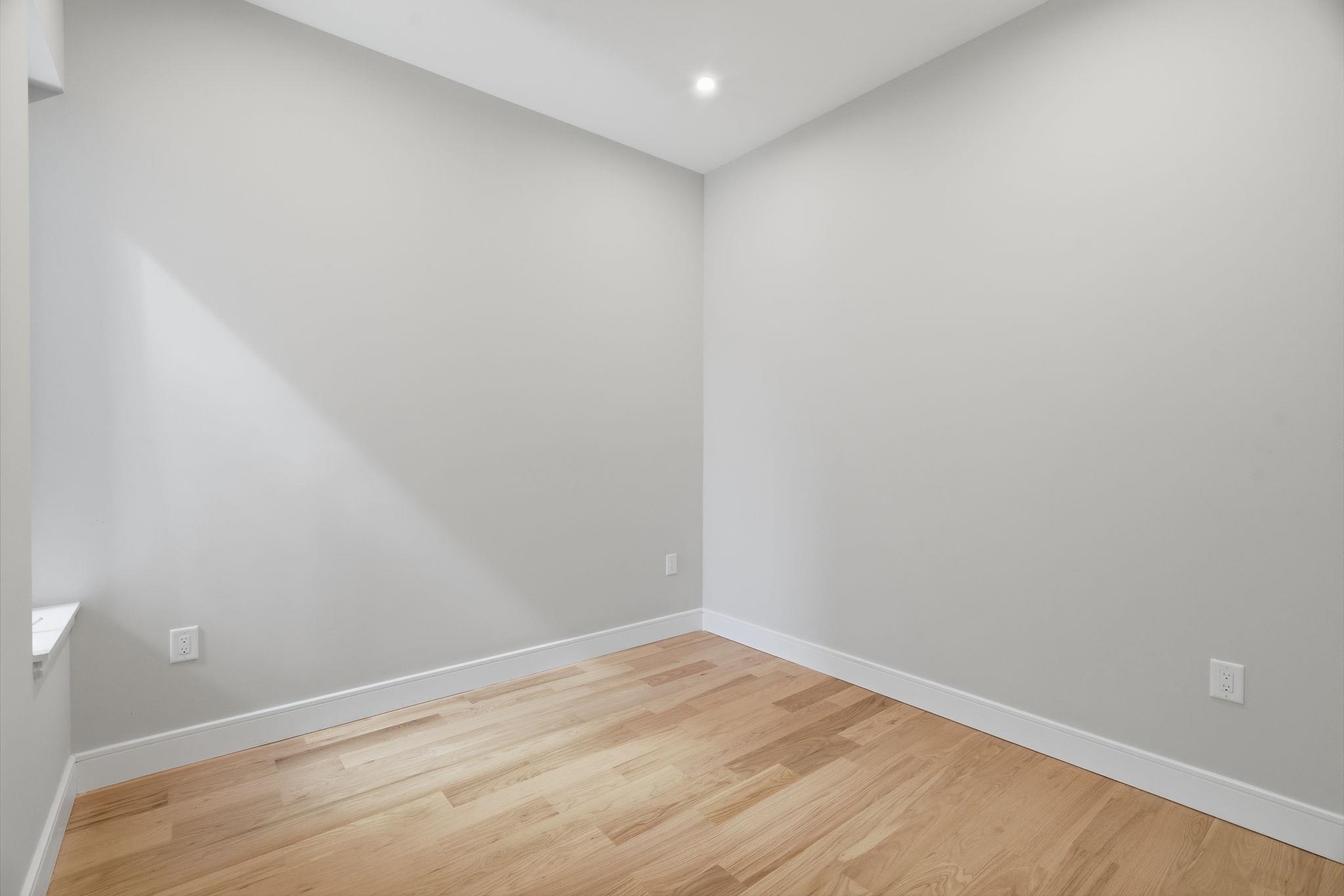 27 Clinton Ave 1 Property Photo 30