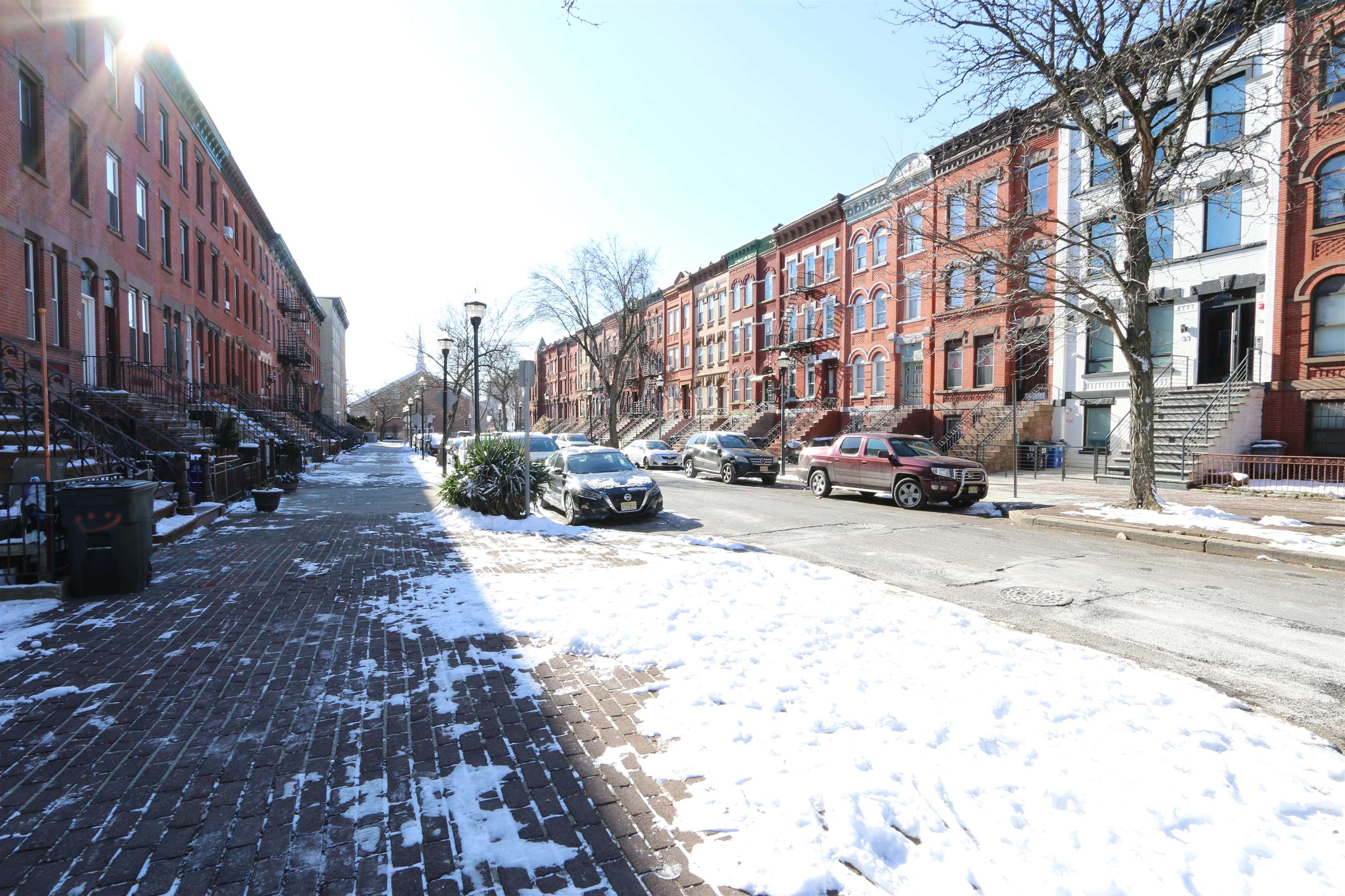 27 Clinton Ave 1 Property Photo 44
