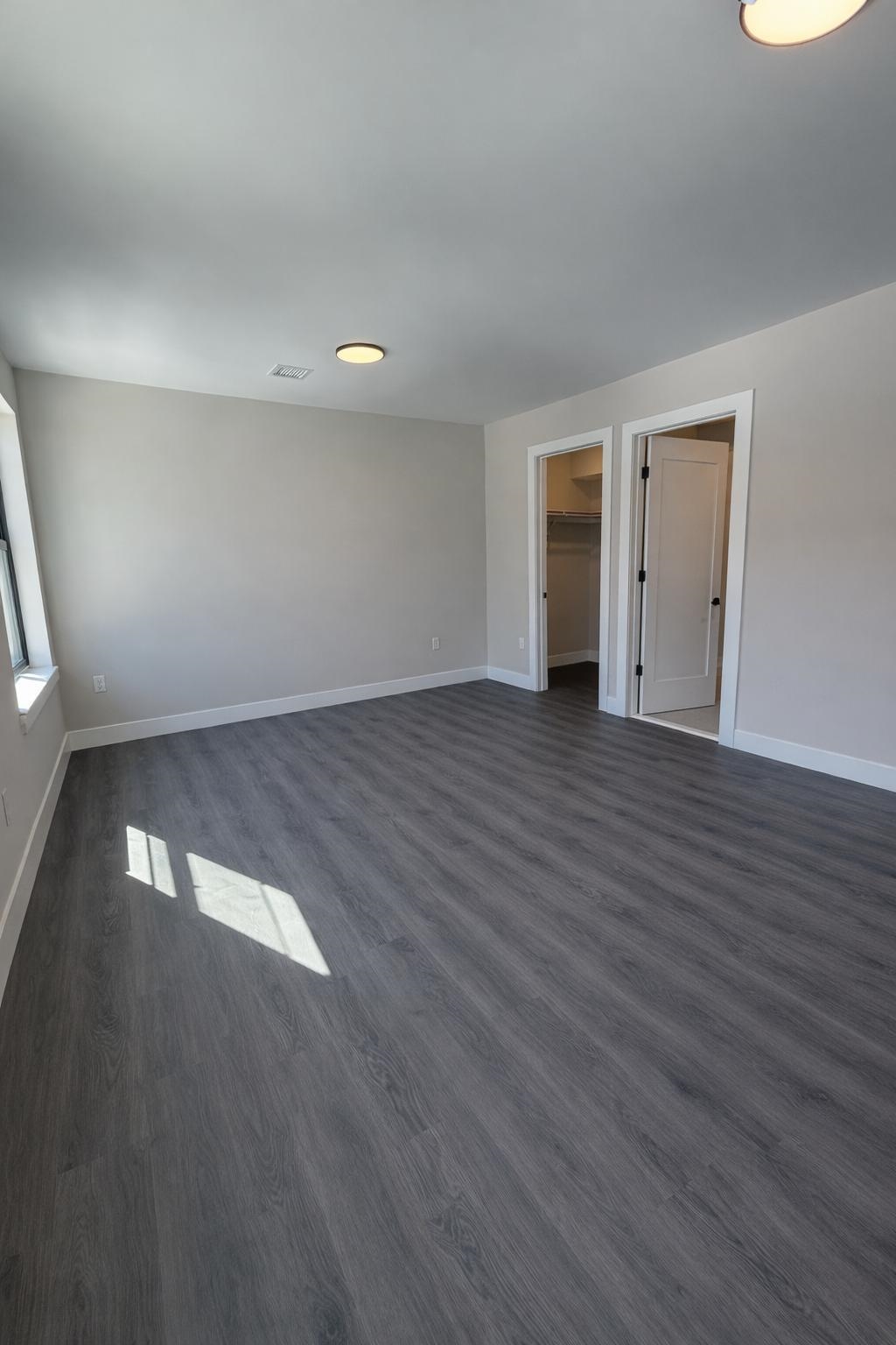 207 39th St Property Photo 8