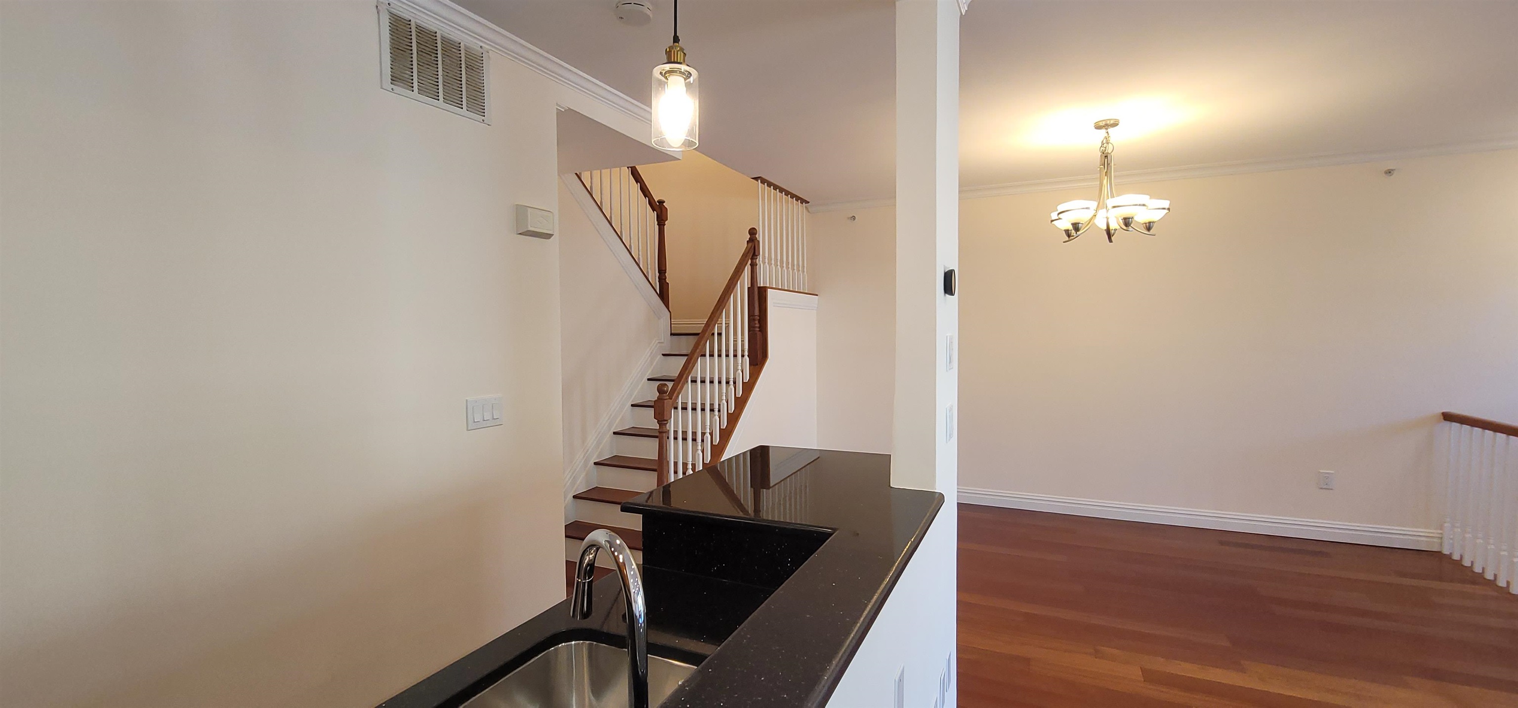 9 Mcmartin Ct Property Photo 4