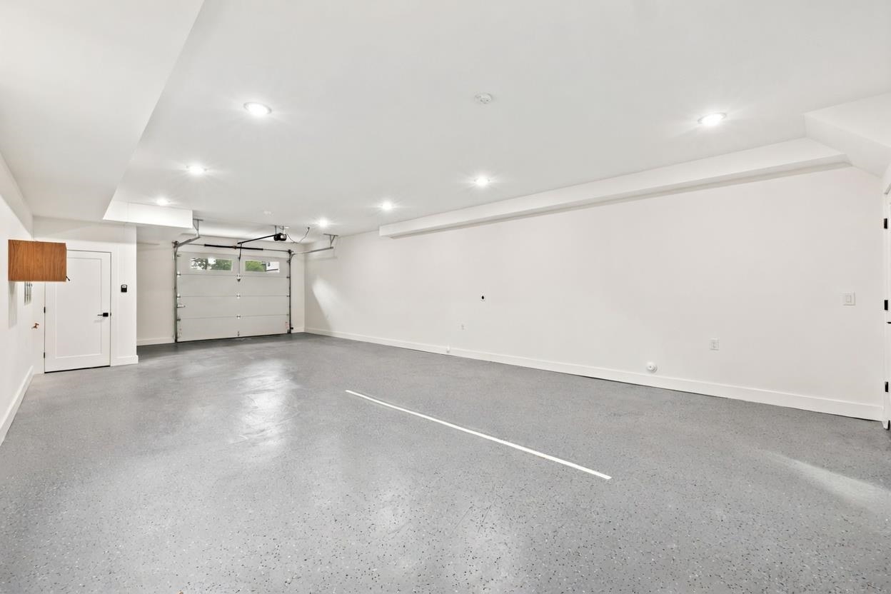 42 Waverly St 2 Property Photo 35
