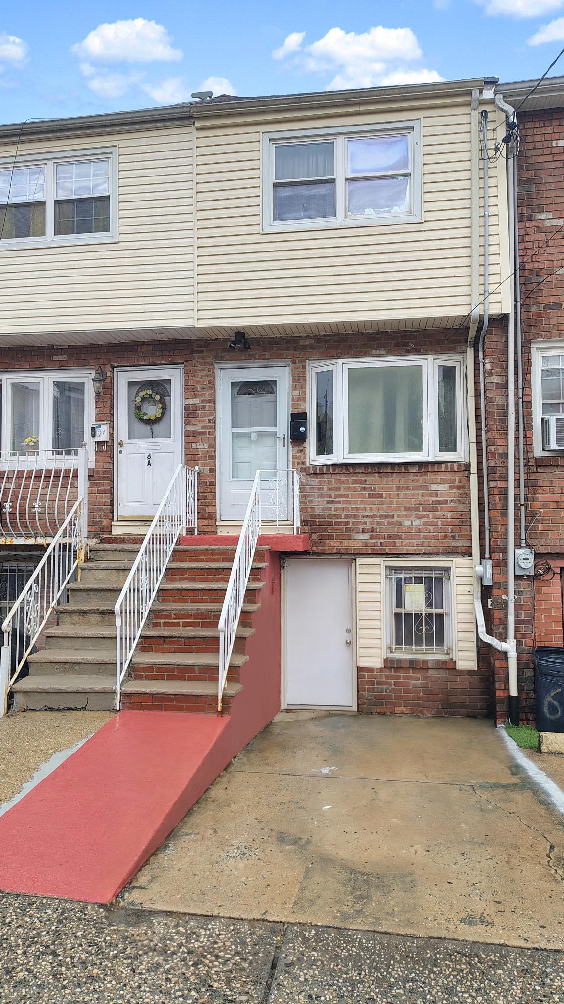 8 VAN NOSTRAND AVE Property Photo 1
