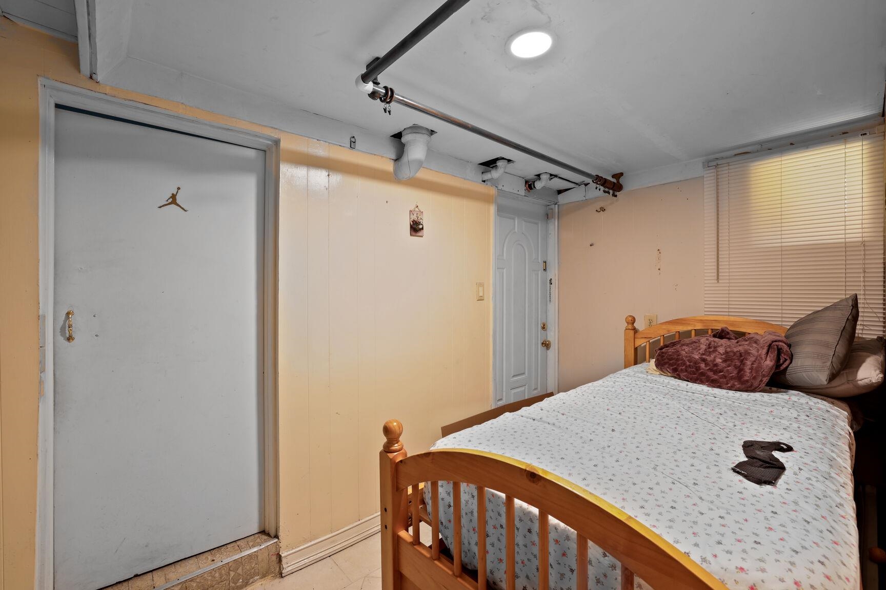 1703 81st St Property Photo 12
