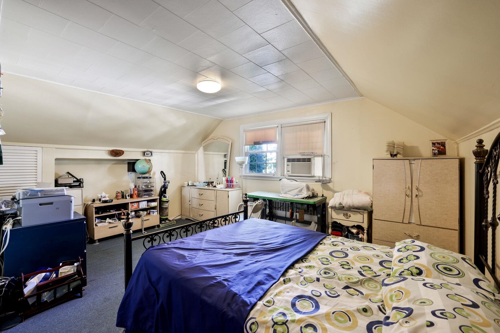 1703 81st St Property Photo 14