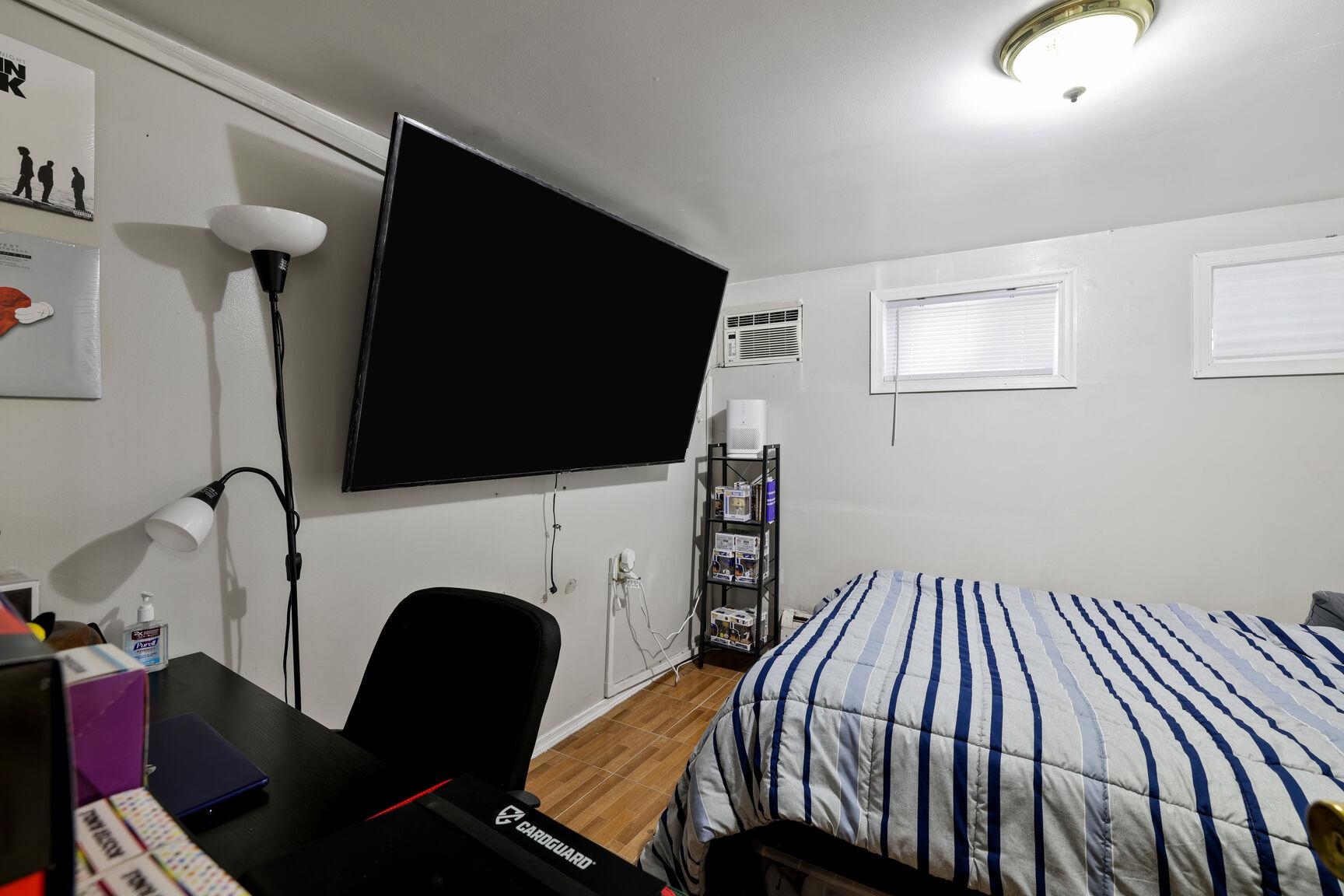 1703 81st St Property Photo 16