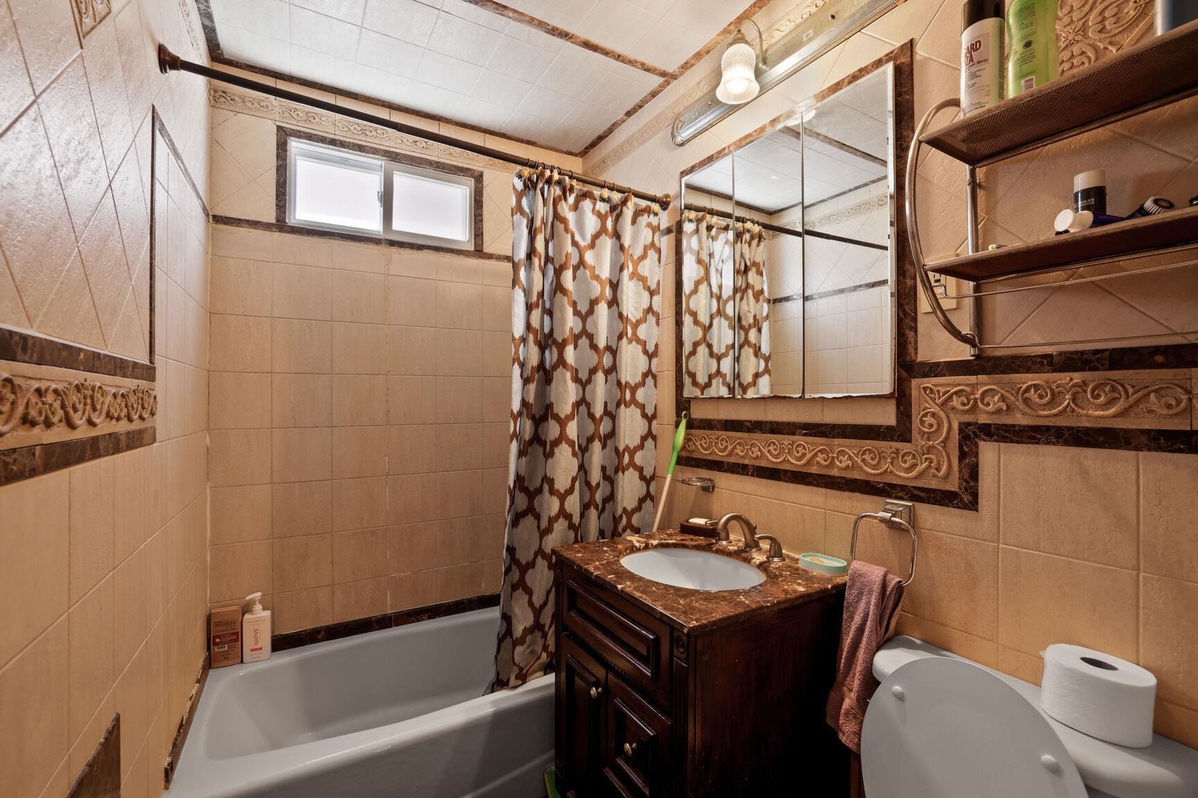1703 81st St Property Photo 19