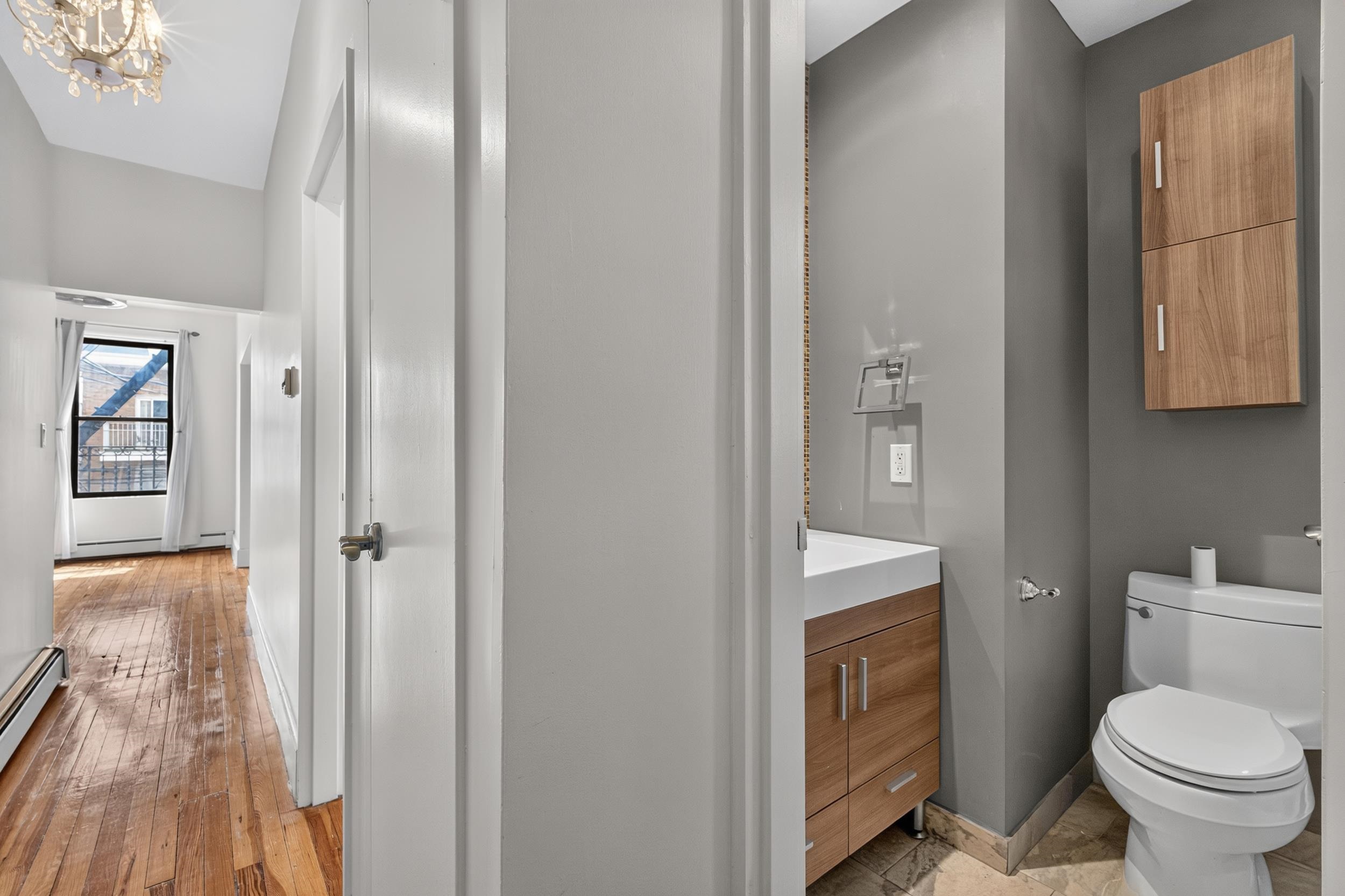 622 Park Ave 2c Property Photo 6