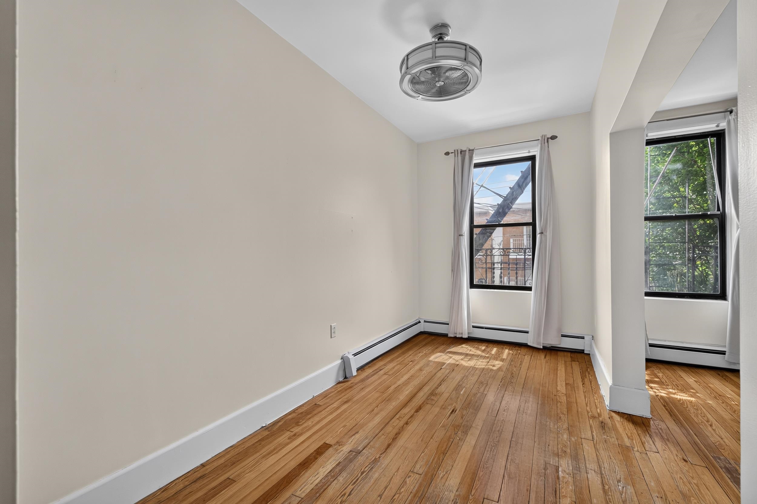 622 Park Ave 2c Property Photo 10