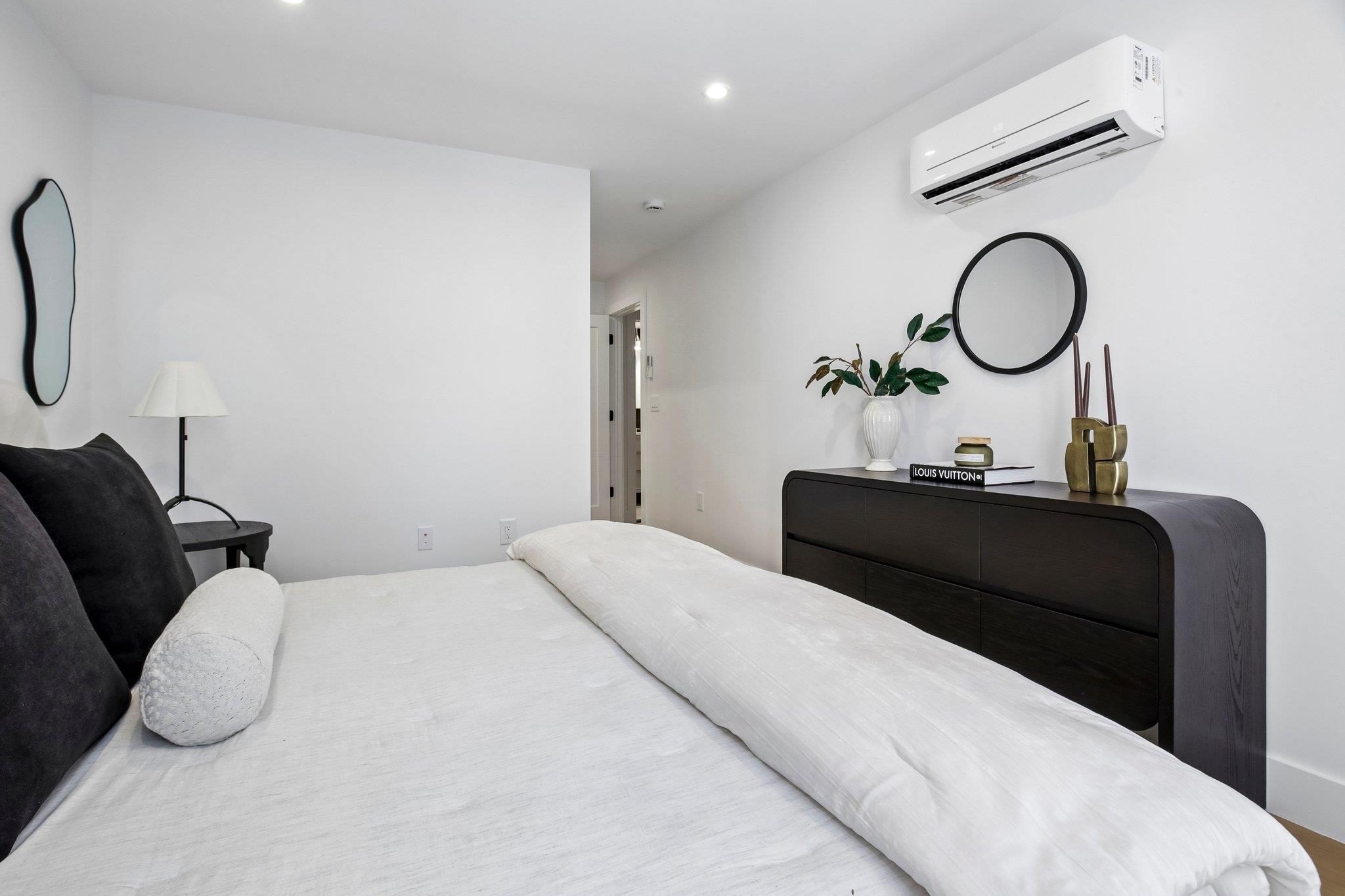 105 Laidlaw Ave Four Property Photo 17