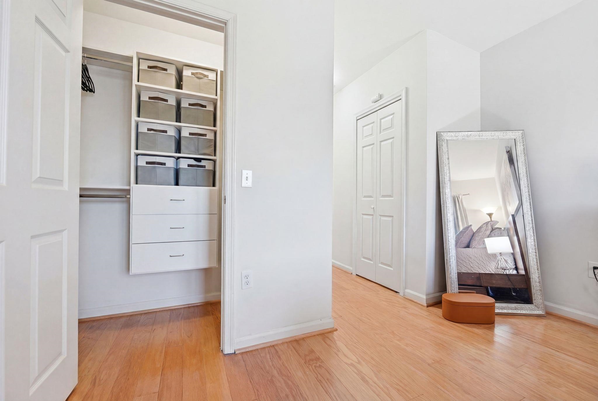242 The Promenade 242 Property Photo 22