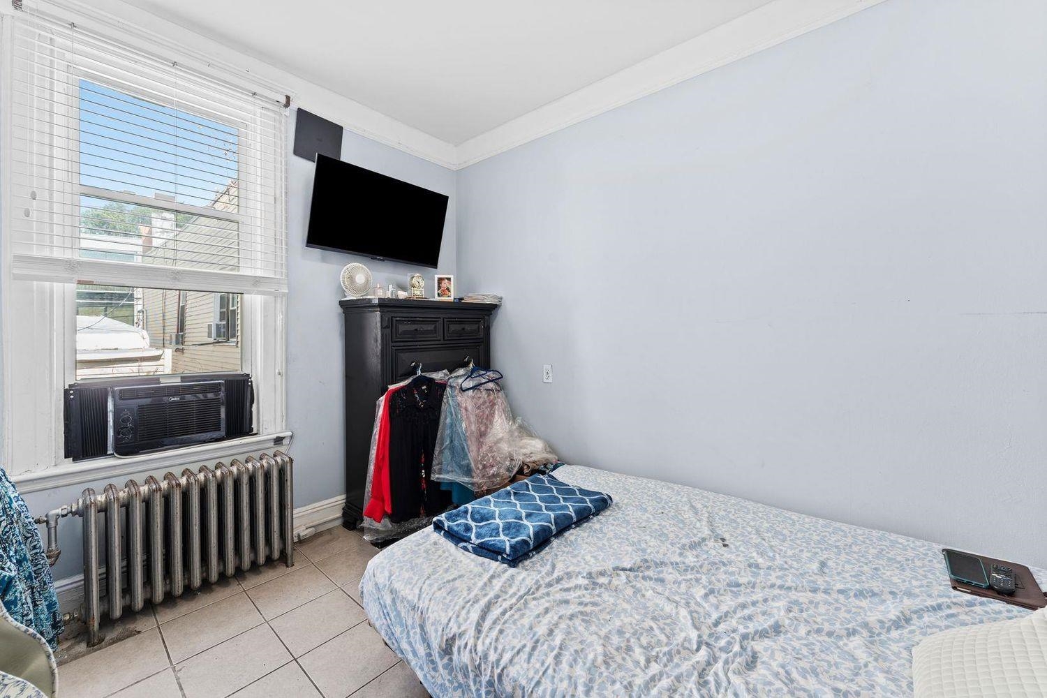 6113 Washington St Property Photo 15
