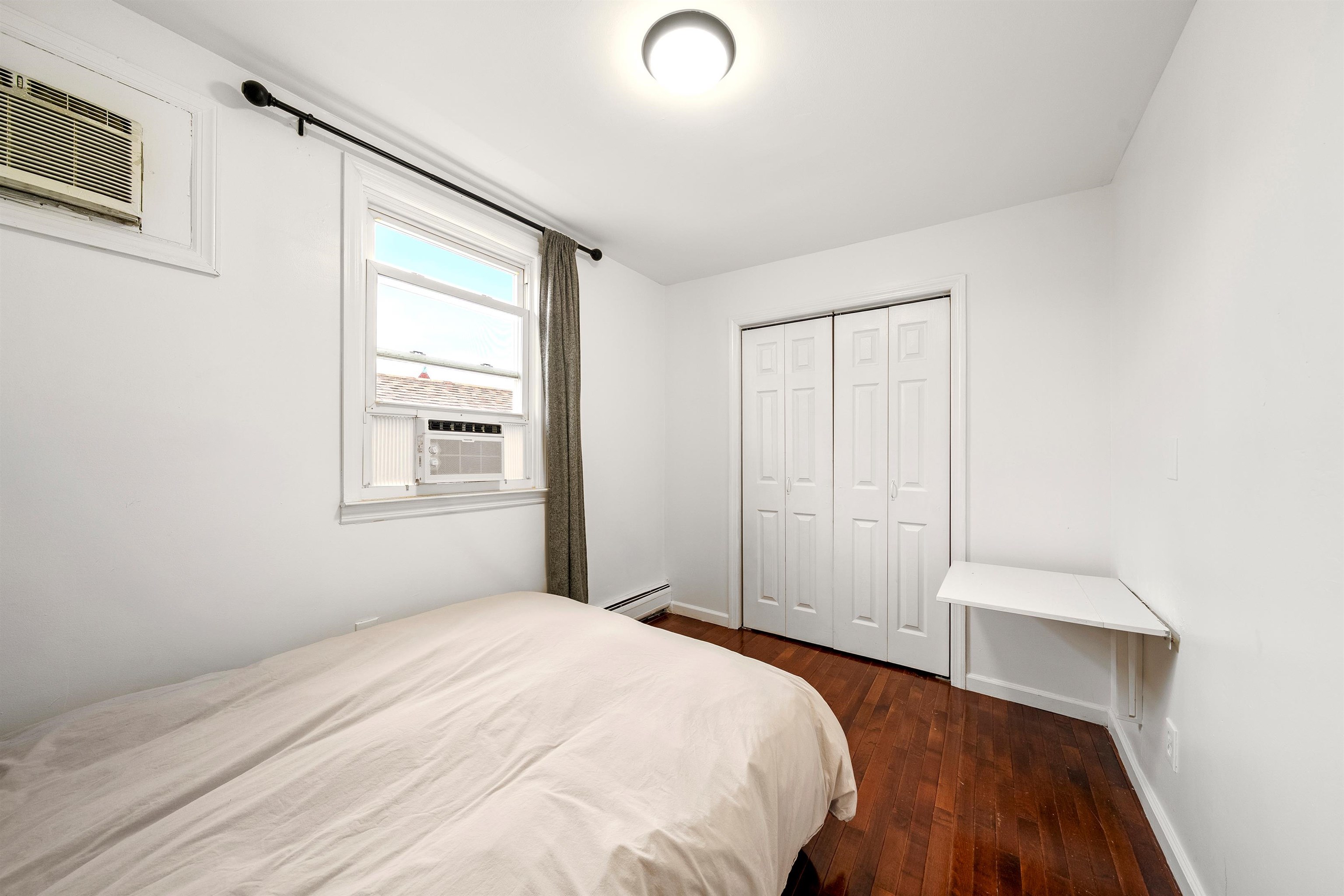 138 76th St 3 Property Photo 5