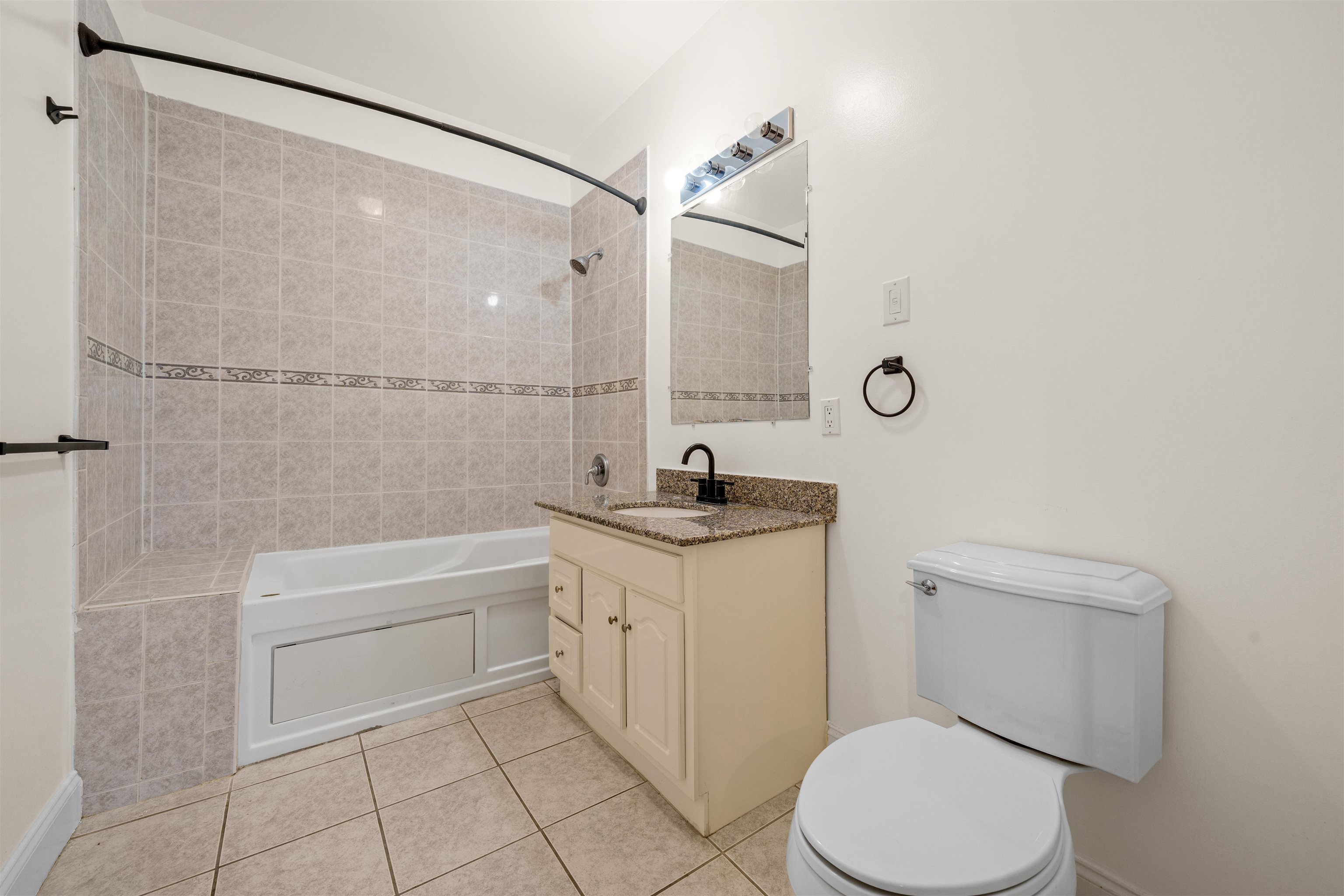 255 Broadway 206 Property Photo 11