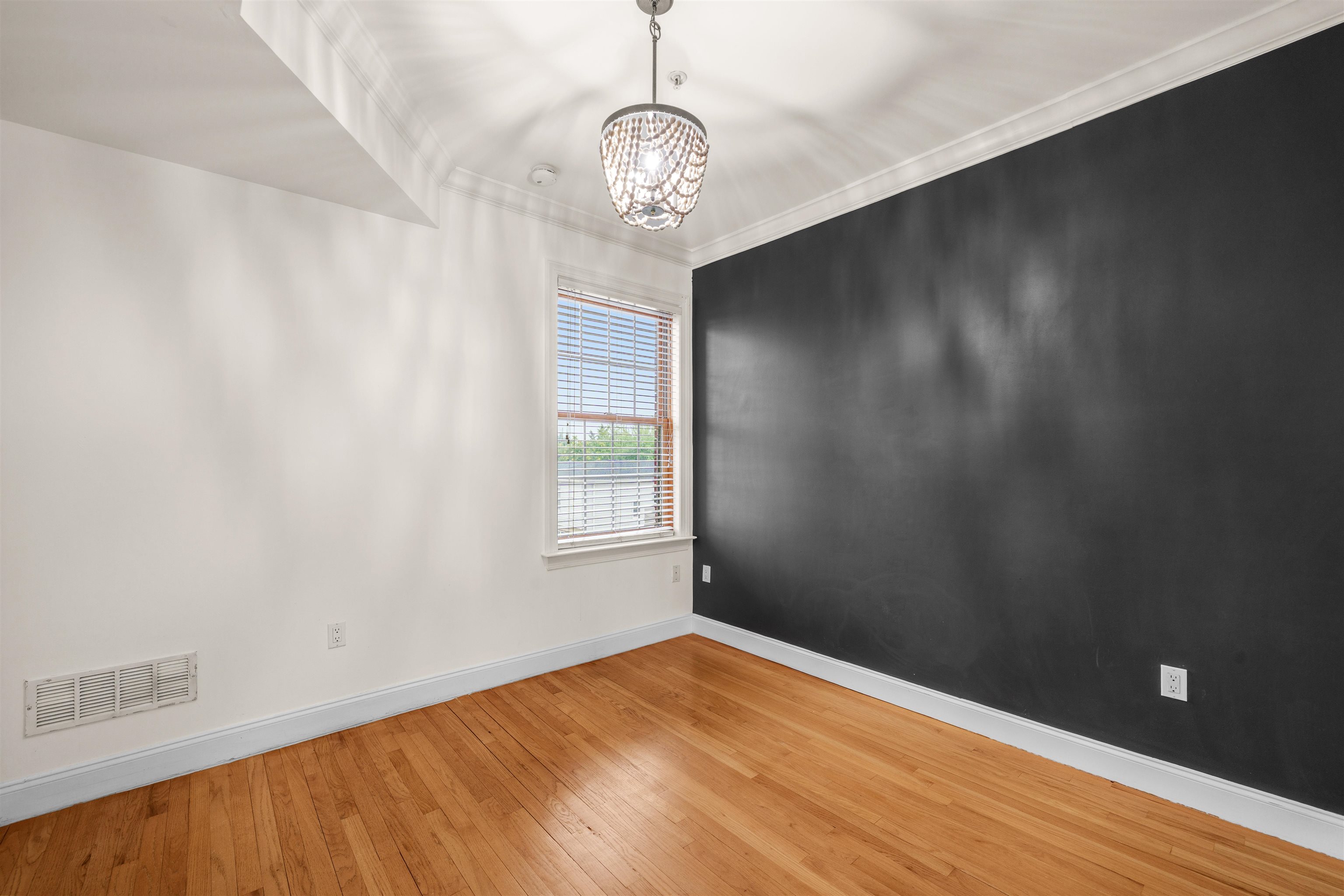 255 Broadway 206 Property Photo 15