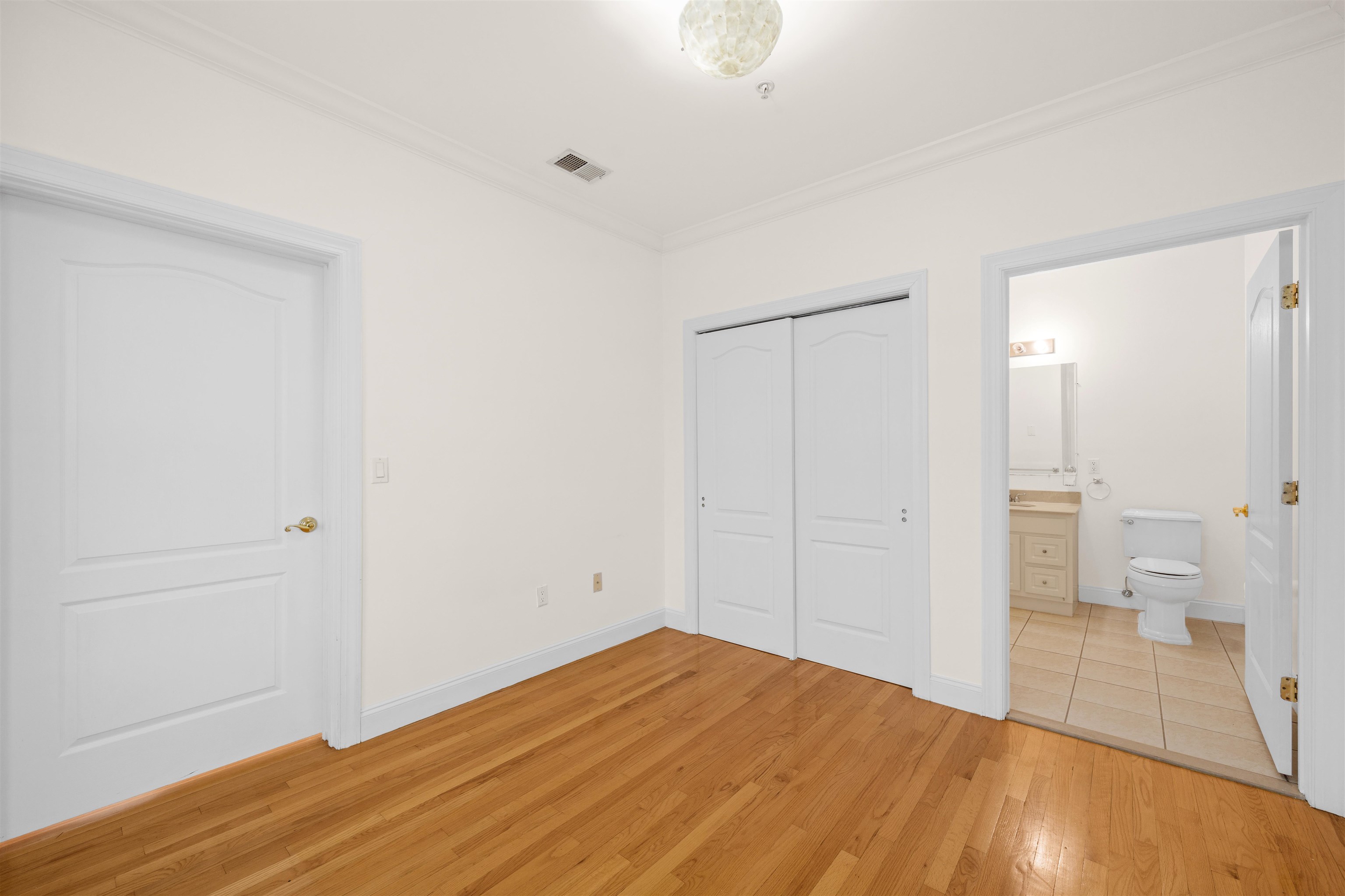 255 Broadway 206 Property Photo 19