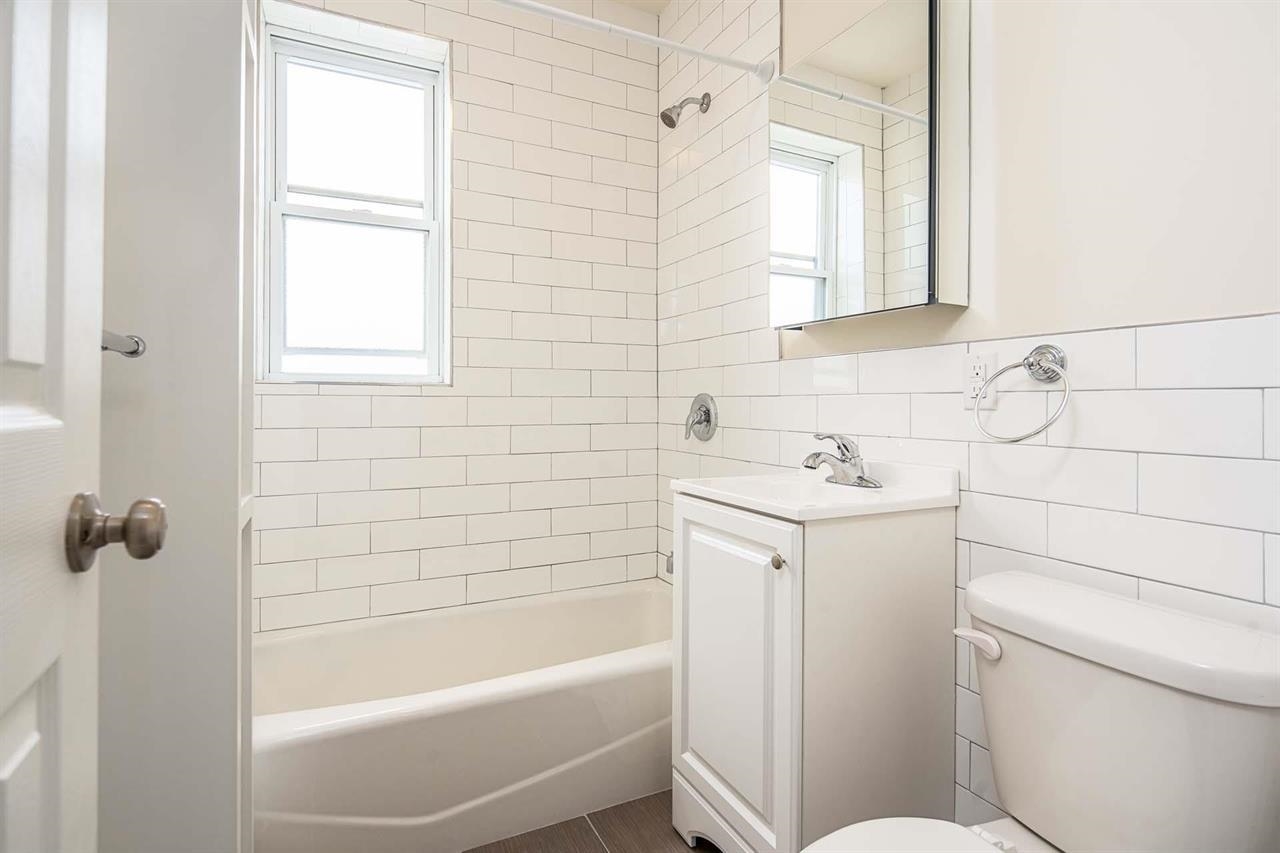 86 Charles St 102 Property Photo 8