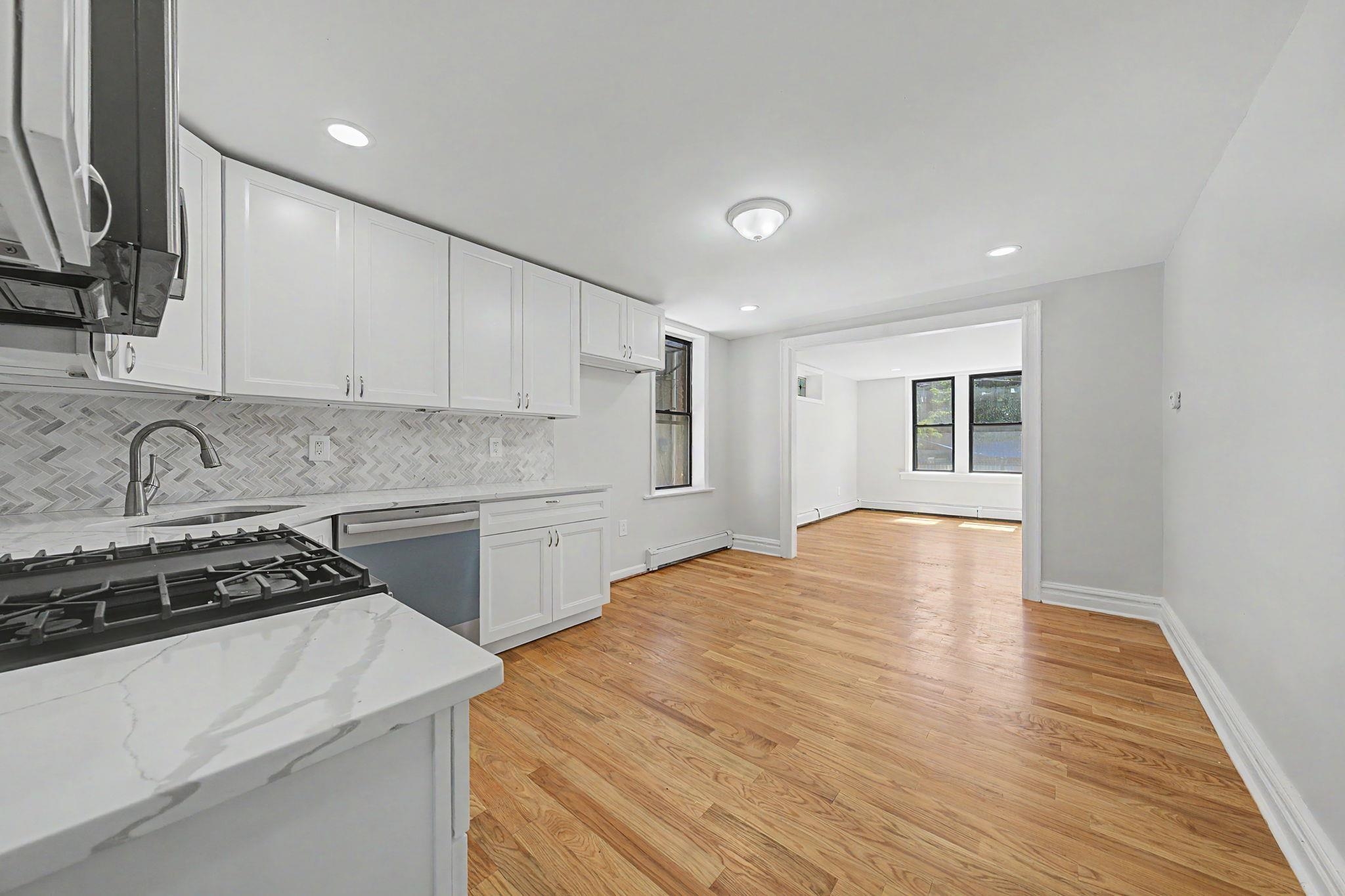 29 Crescent Ave Property Photo 8