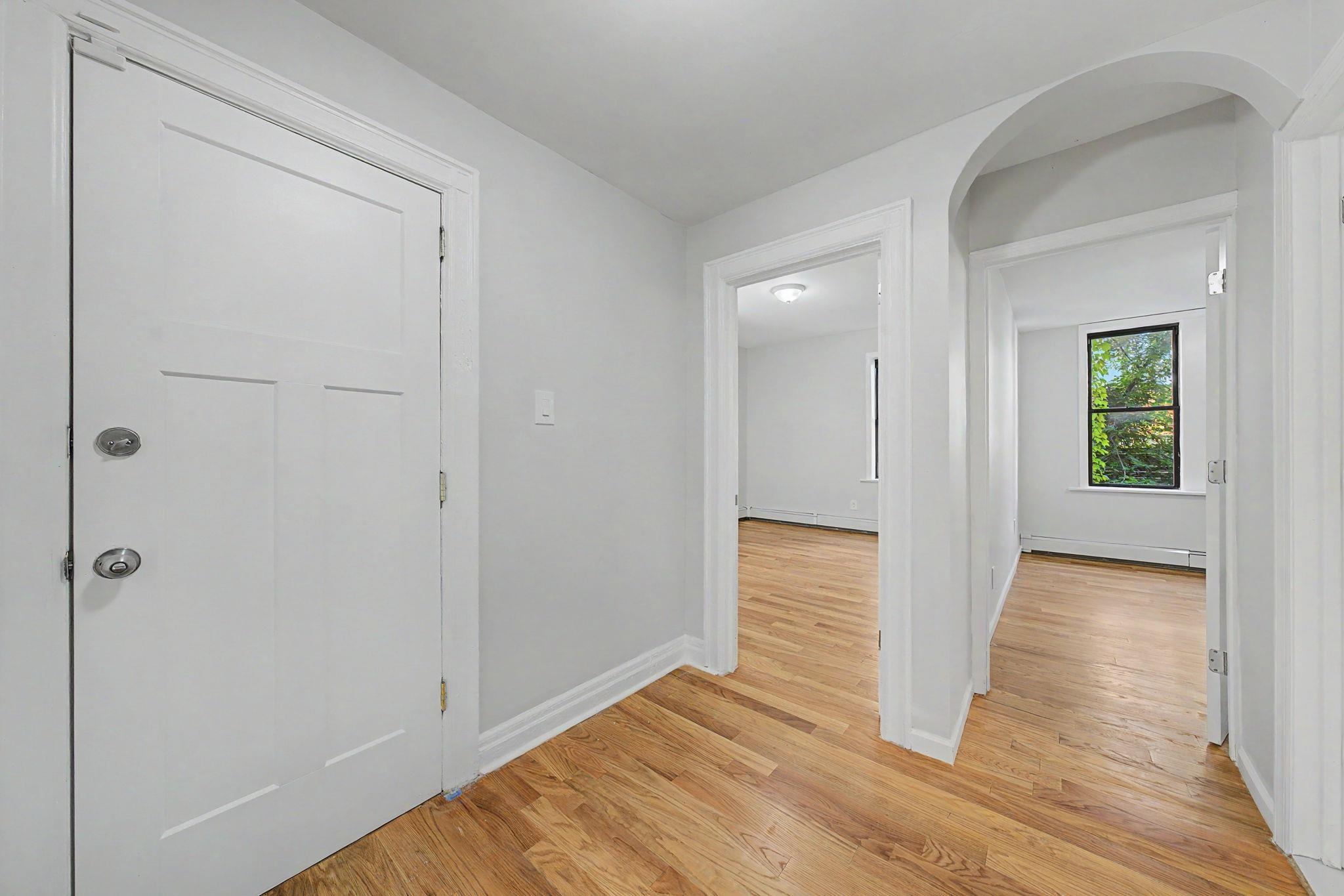 29 Crescent Ave Property Photo 9