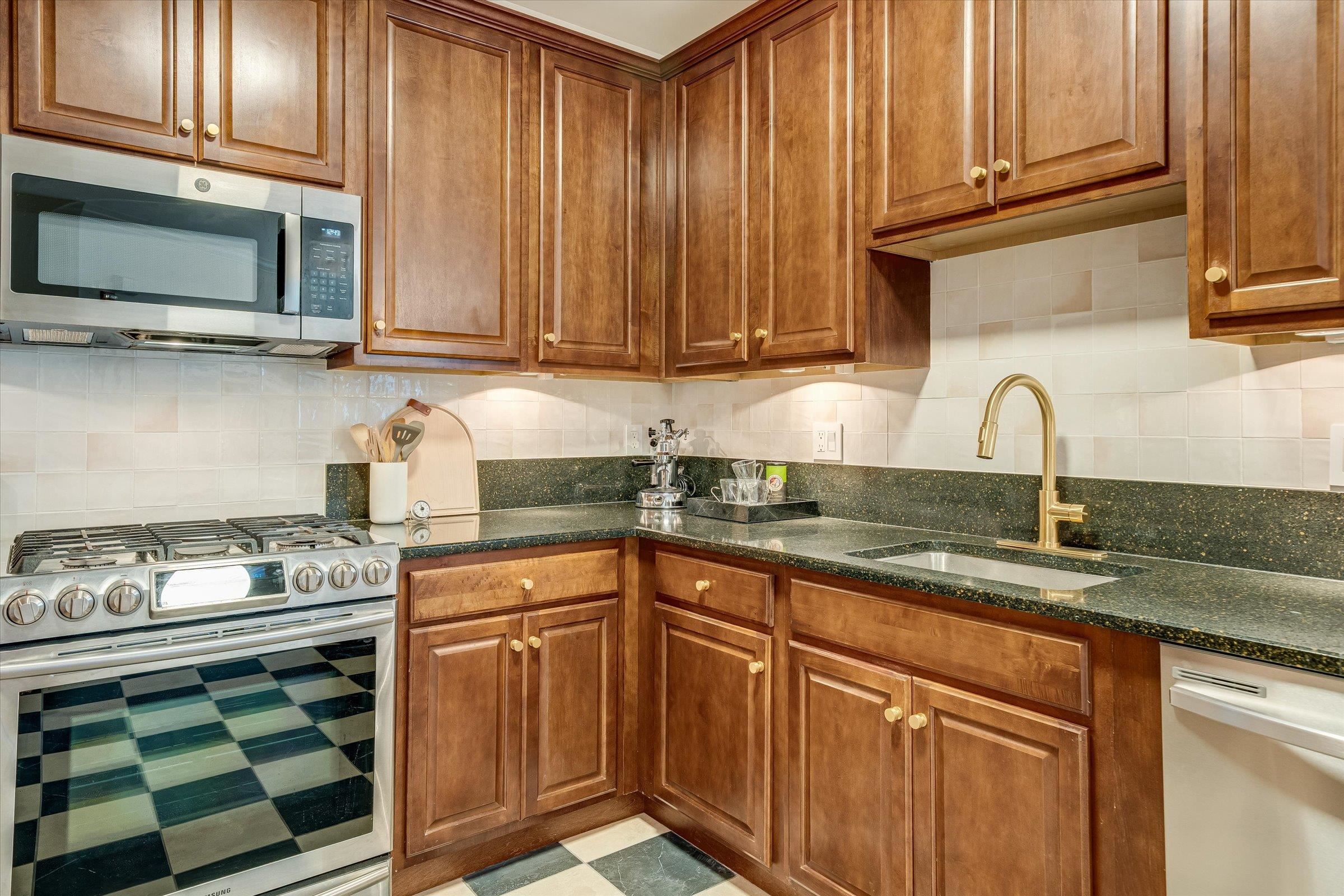 7312 Coventry Ct 7312 Property Photo 10