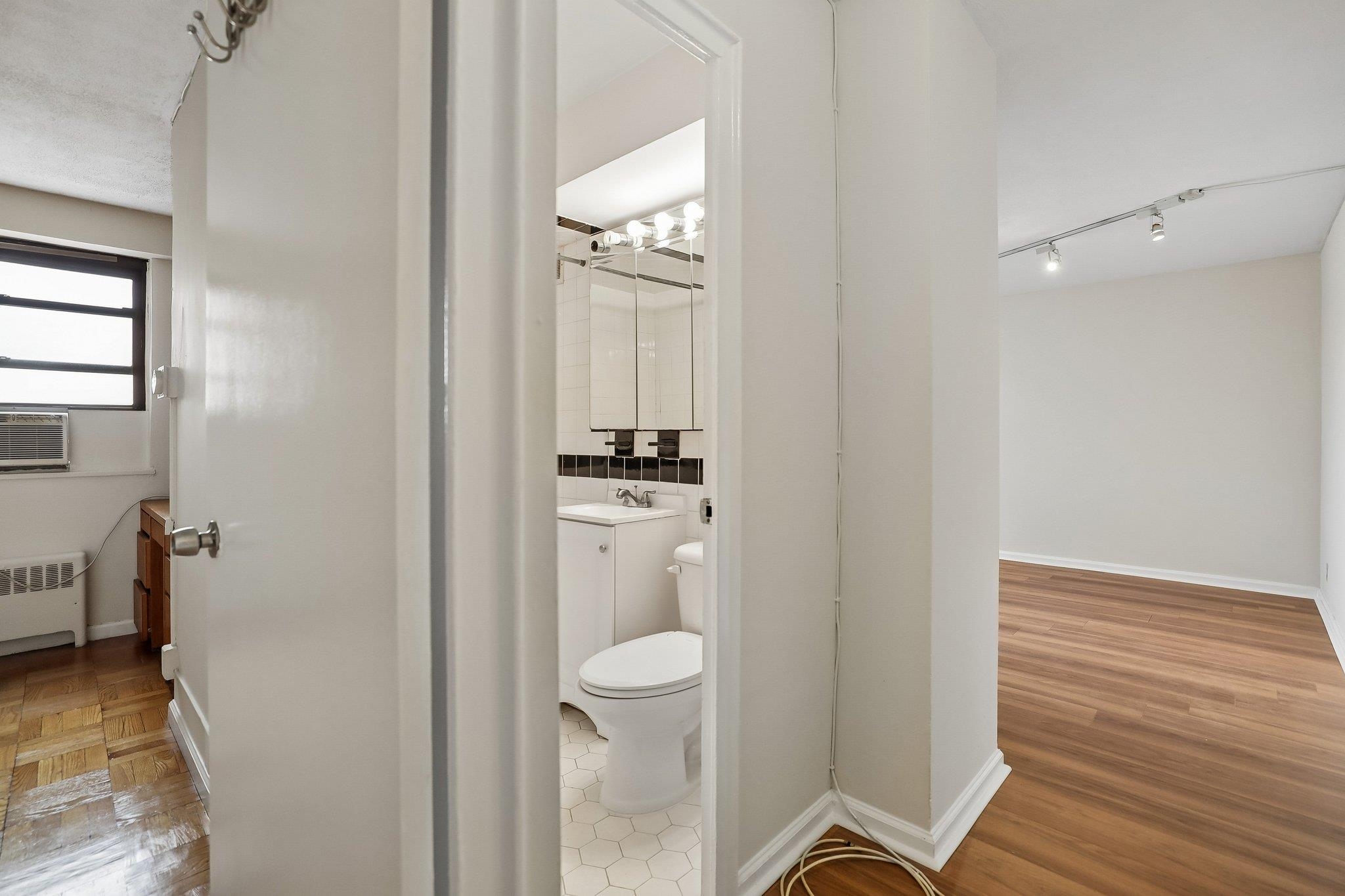 6515 Blvd East 5 I Property Photo 6