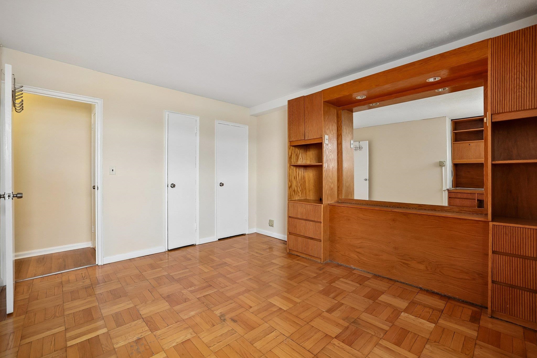 6515 Blvd East 5 I Property Photo 13