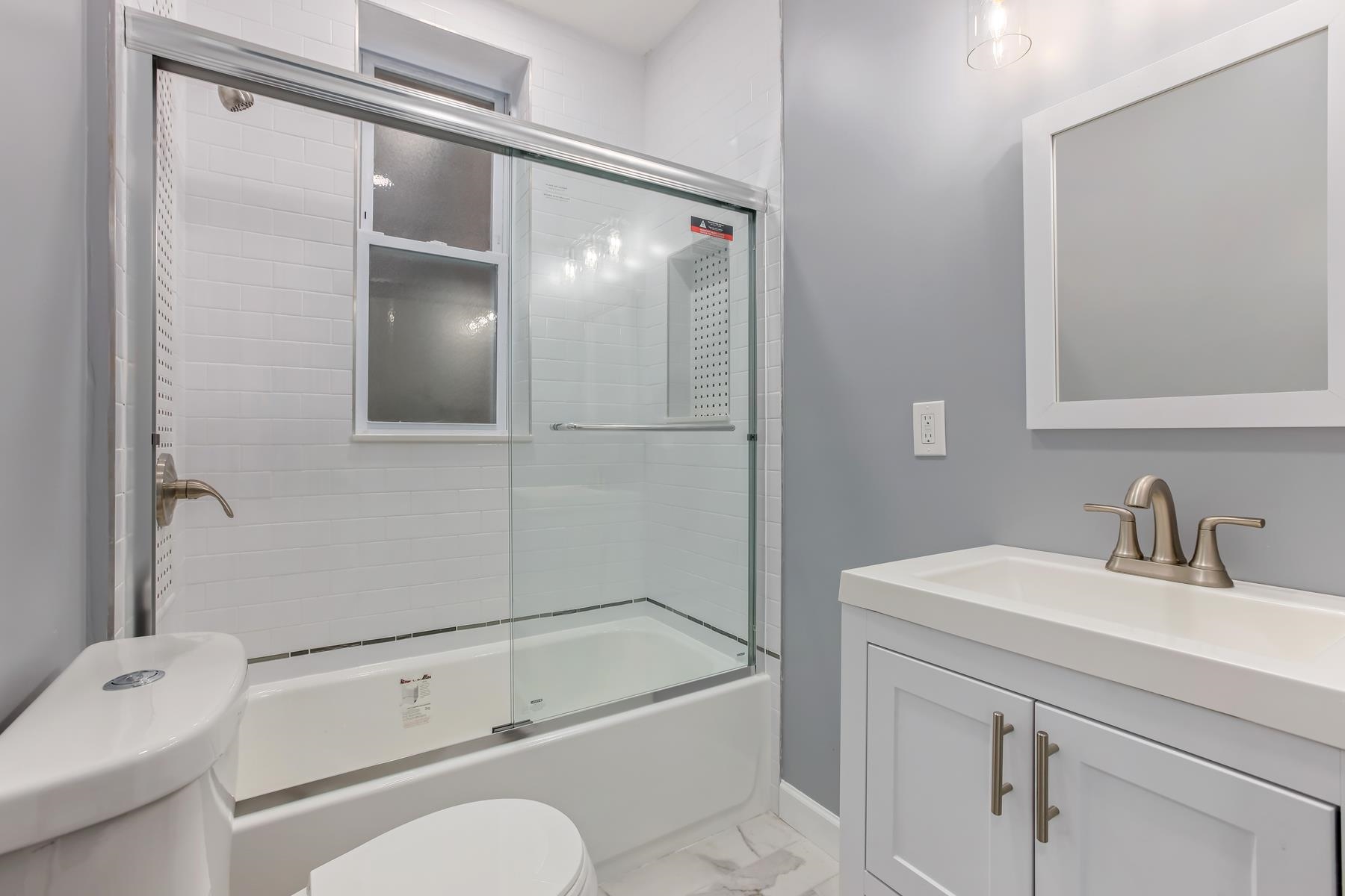 380 Baldwin Ave 202 Property Photo 13