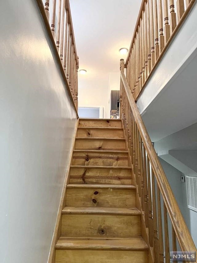 1307 51st St Property Photo 11