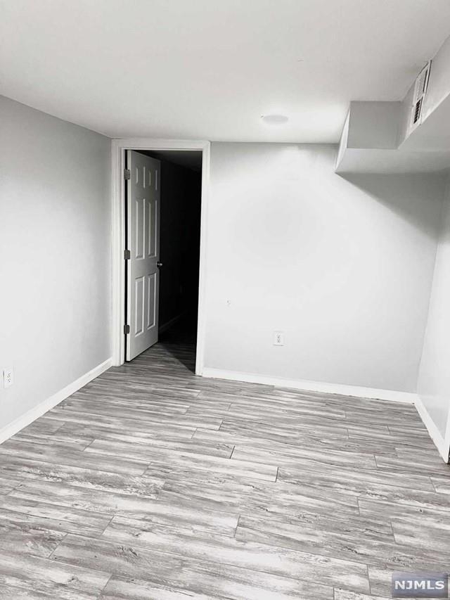 1307 51st St Property Photo 14