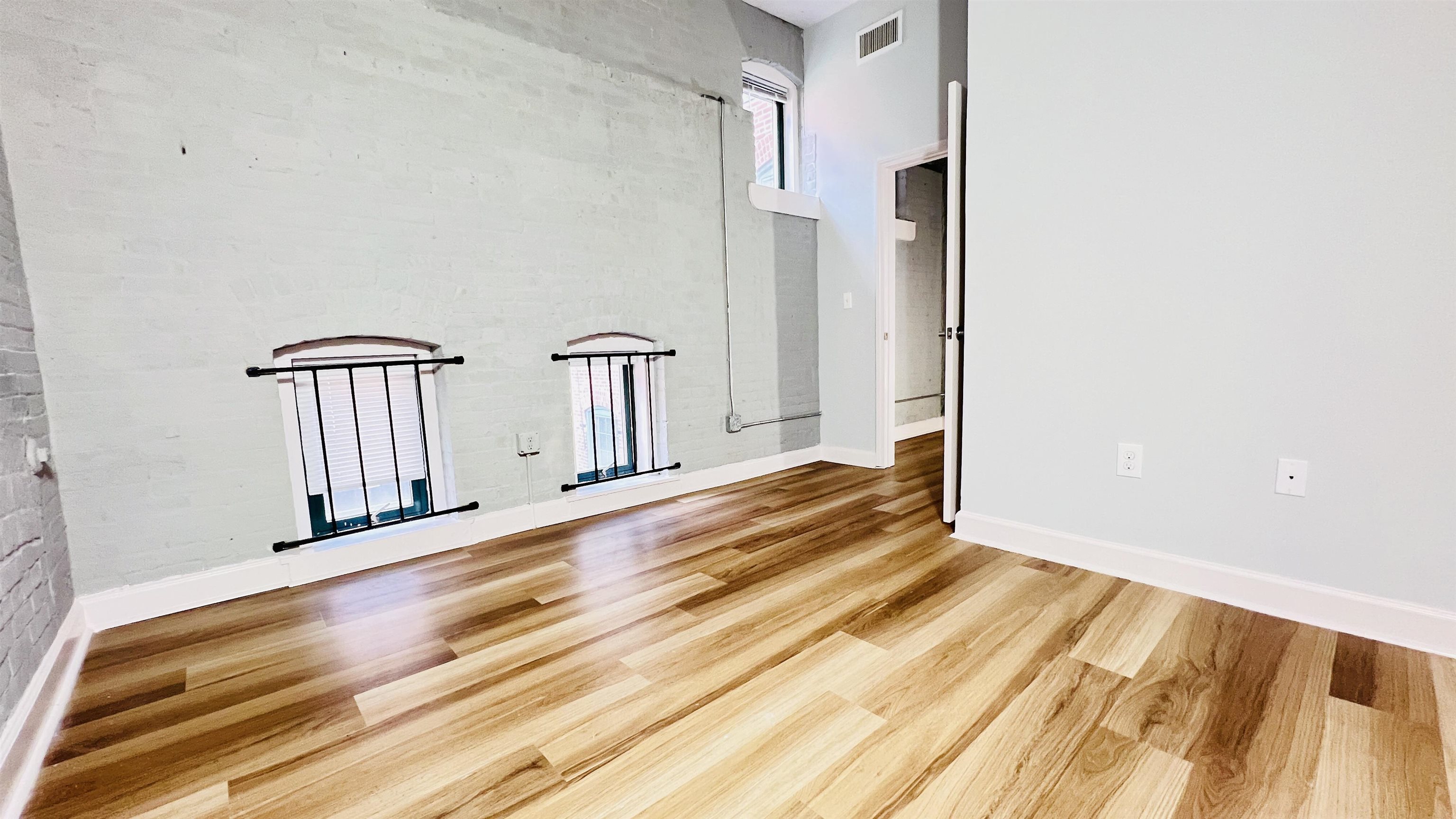 160 Lafayette St 52302 Property Photo 6