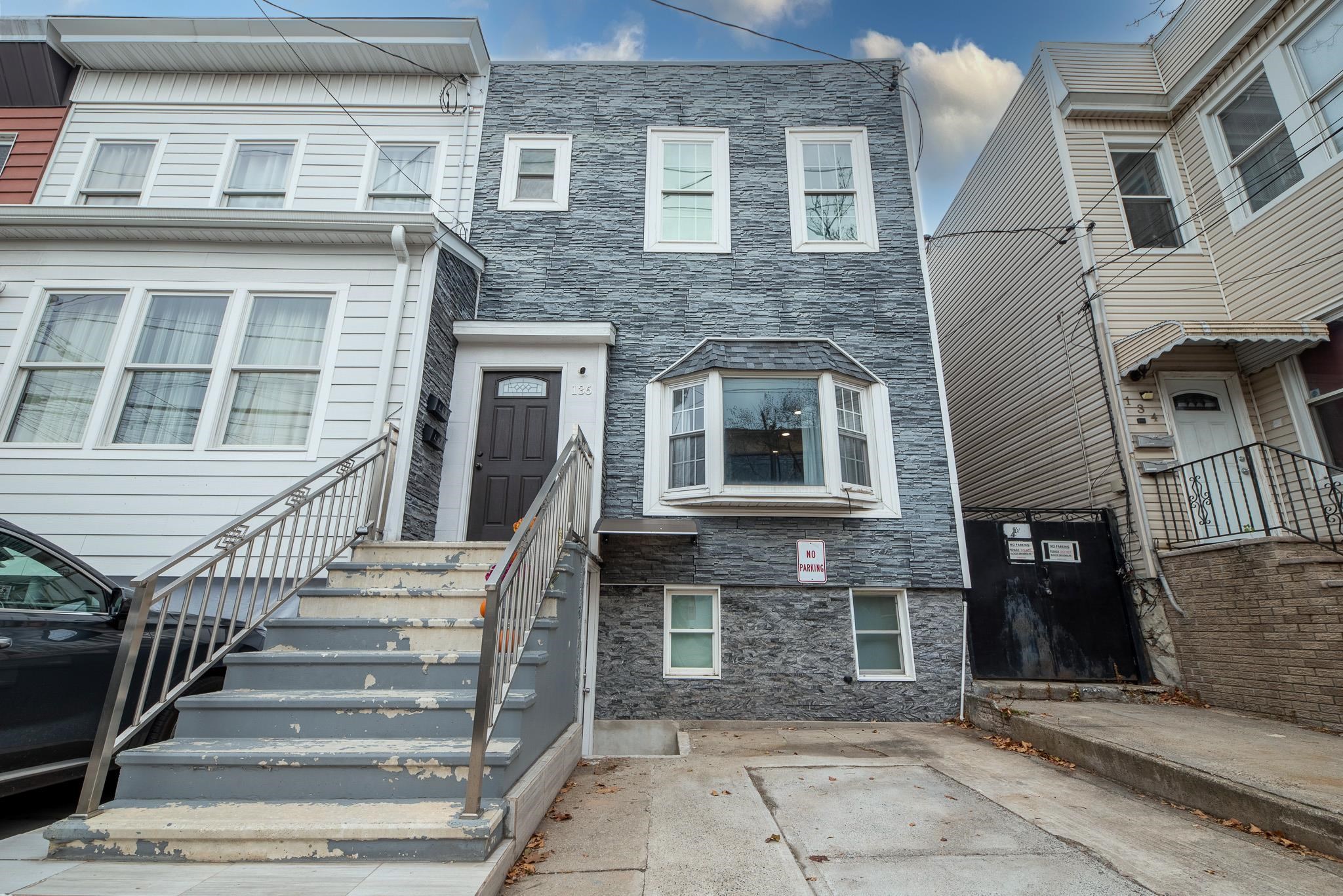 136 North St Property Photo 2