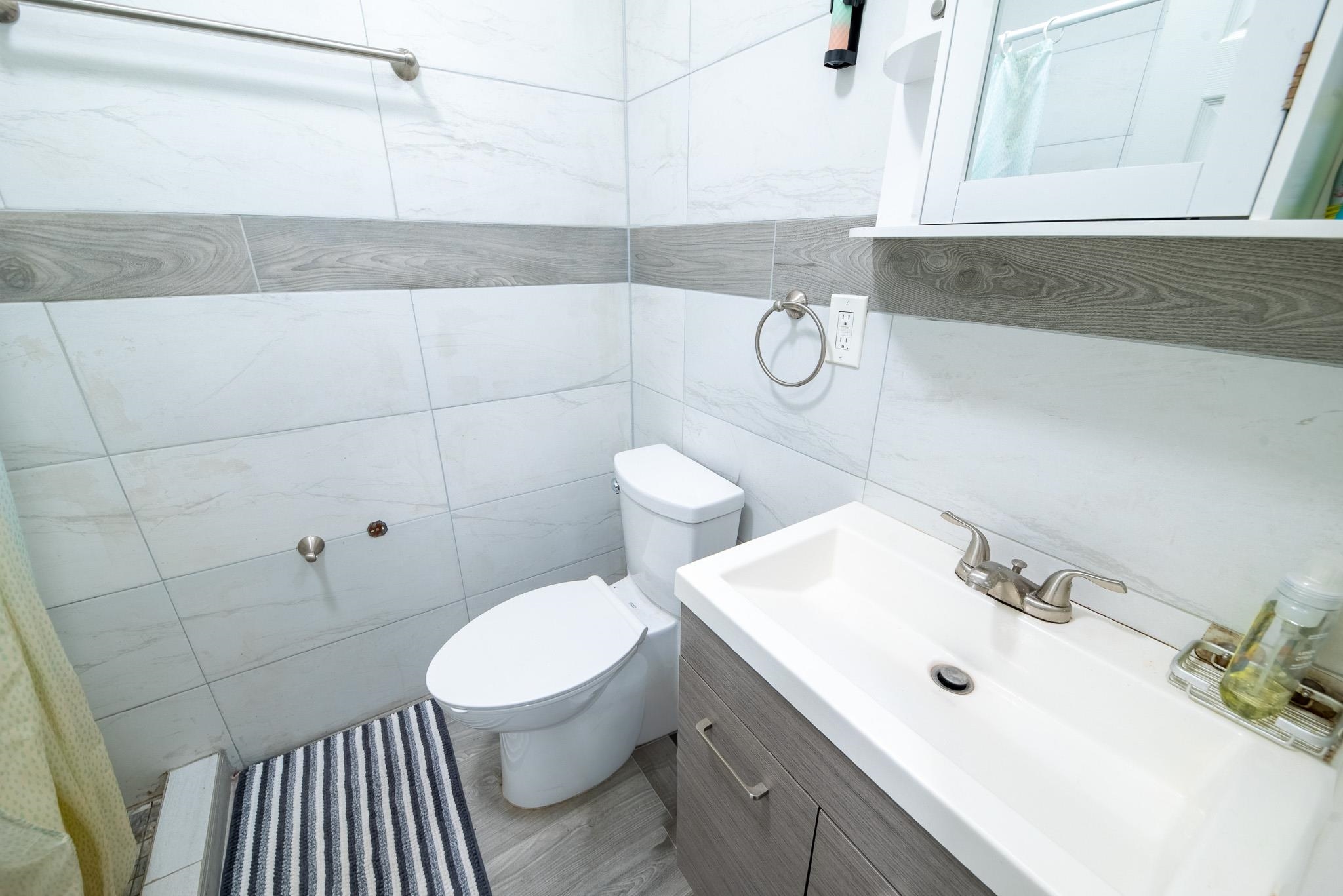 136 North St Property Photo 16