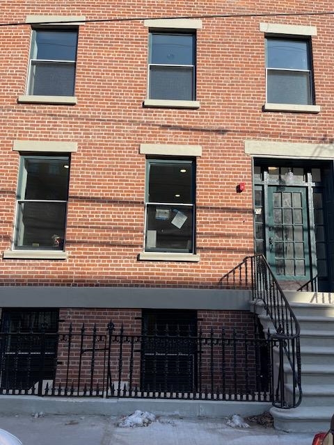70 Wayne St 1 Property Photo 1