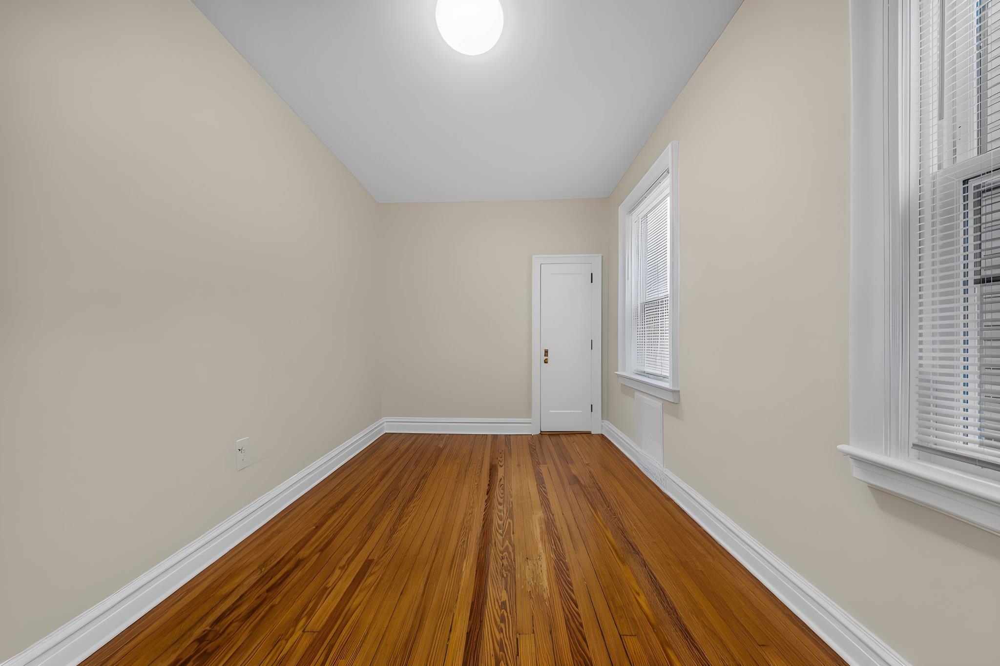 152 West 9th St 1 Property Photo 19