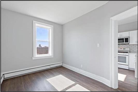 1104a Avenue C 3 Property Photo 4