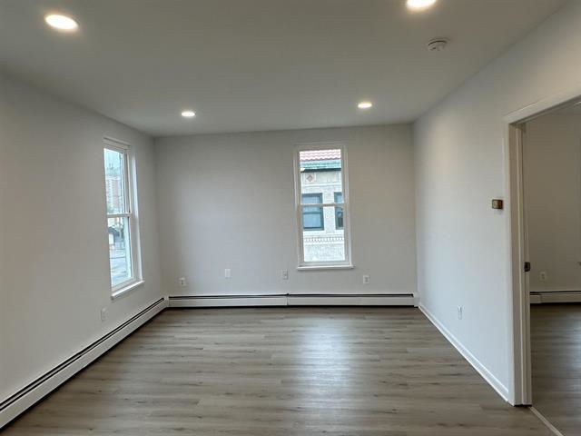 860 Bergen Ave Property Photo 20