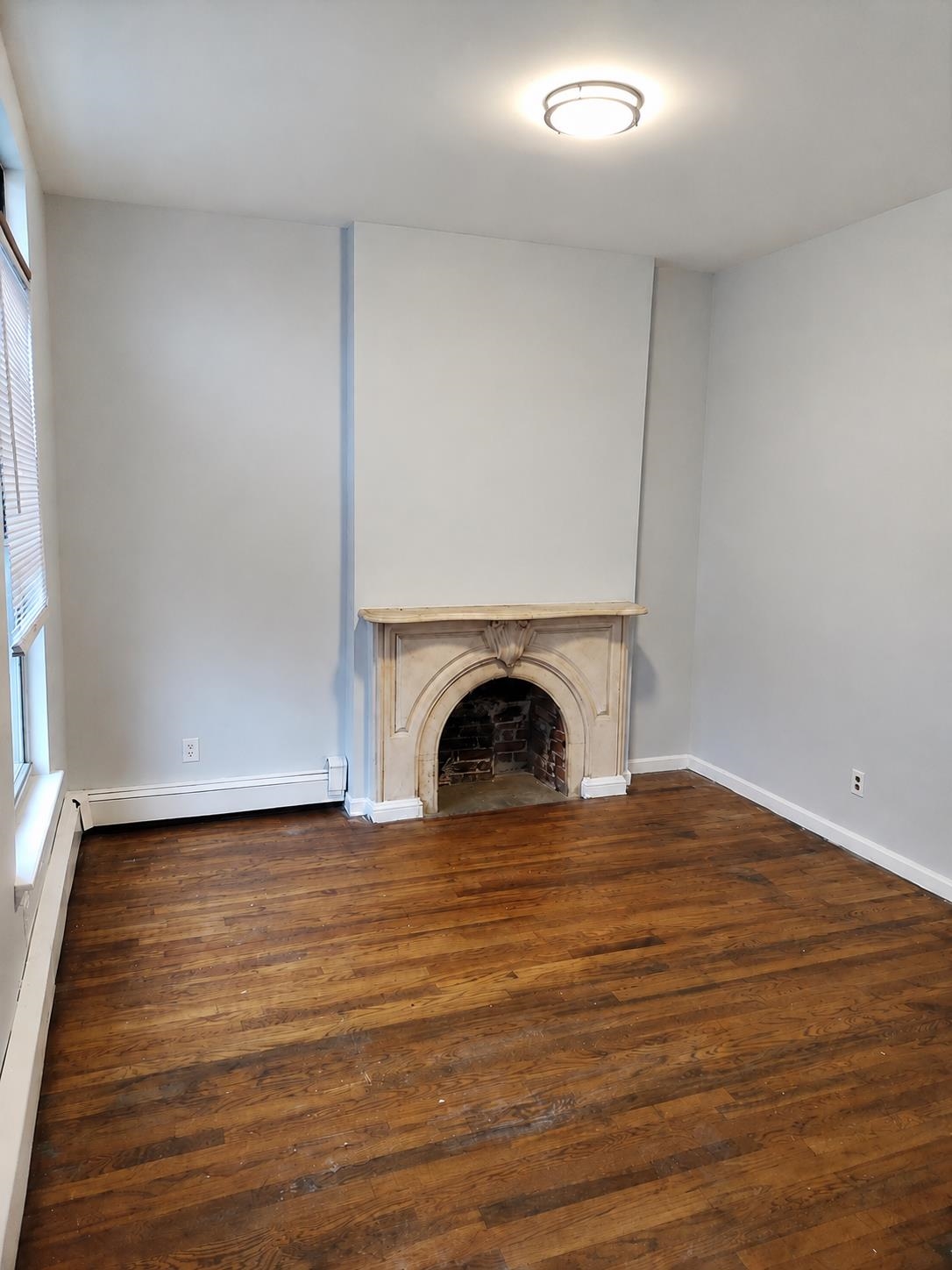 600.5 GROVE ST 2 Property Photo 1