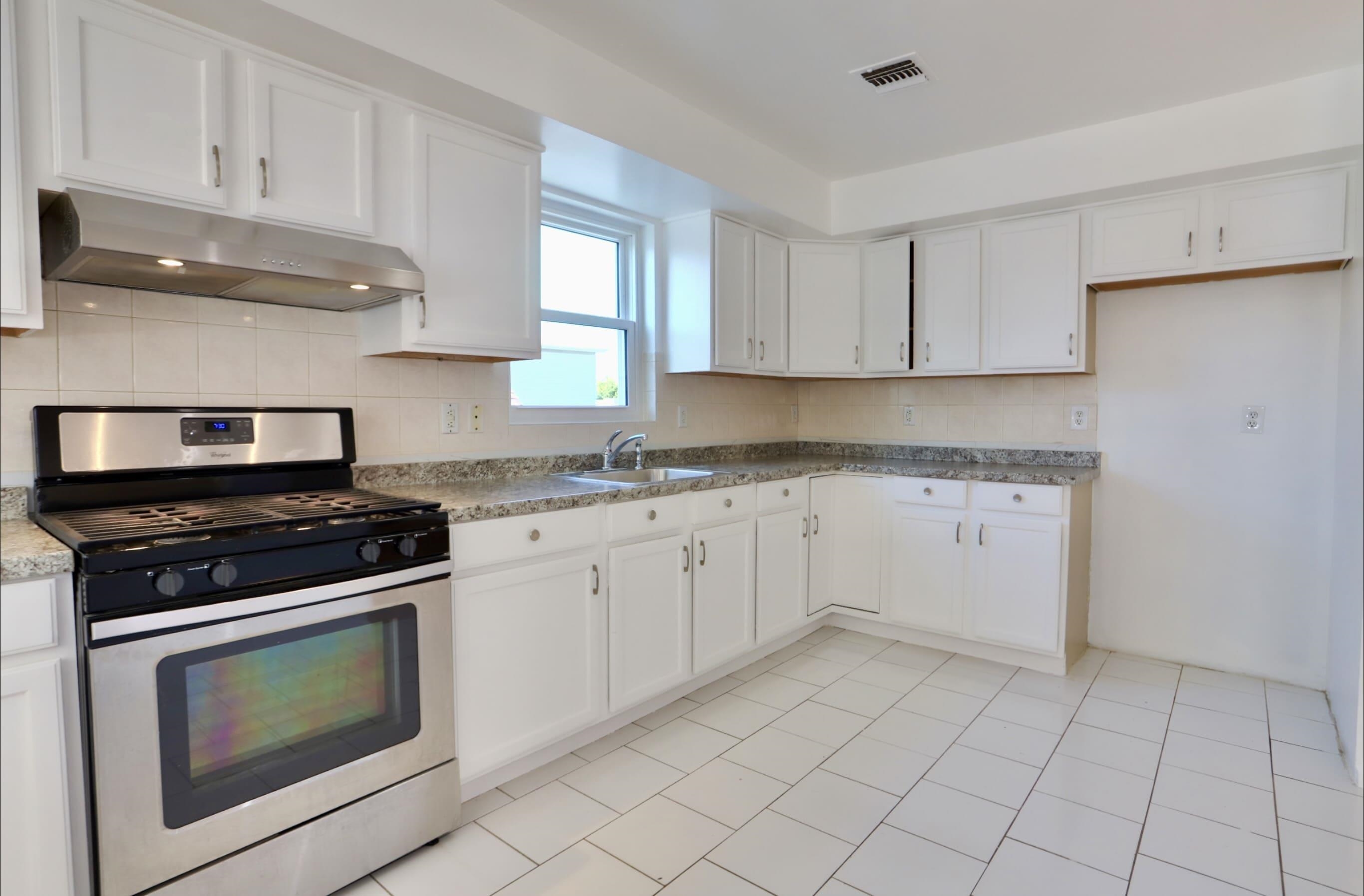 6207 Newkirk Ave 2 Property Photo 11