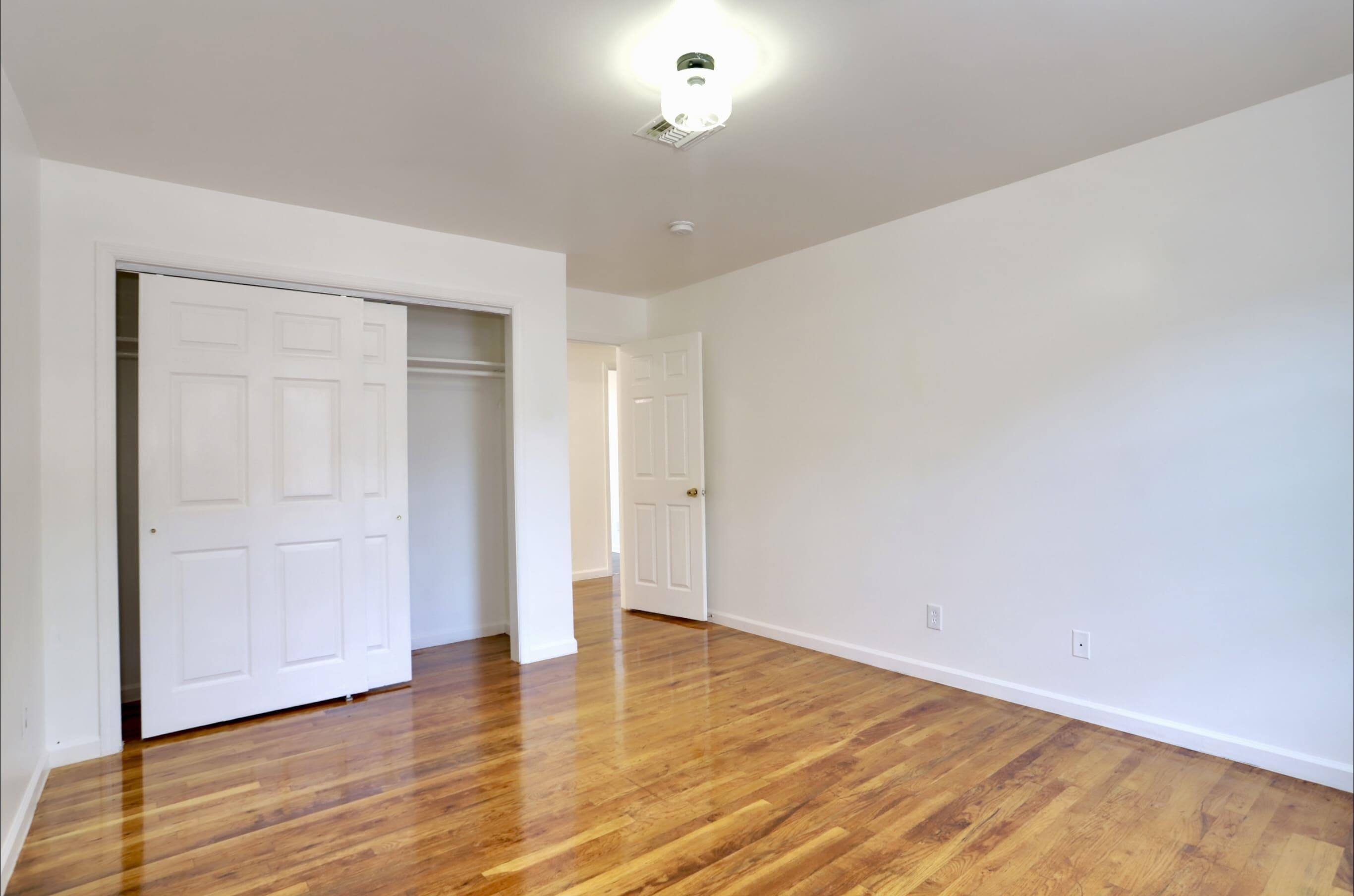 6207 Newkirk Ave 2 Property Photo 13